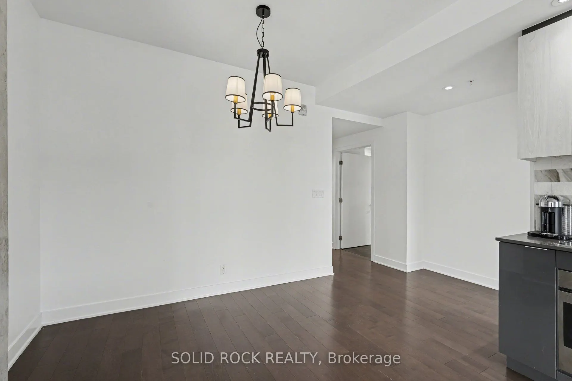 20 Daly Avenue #1606