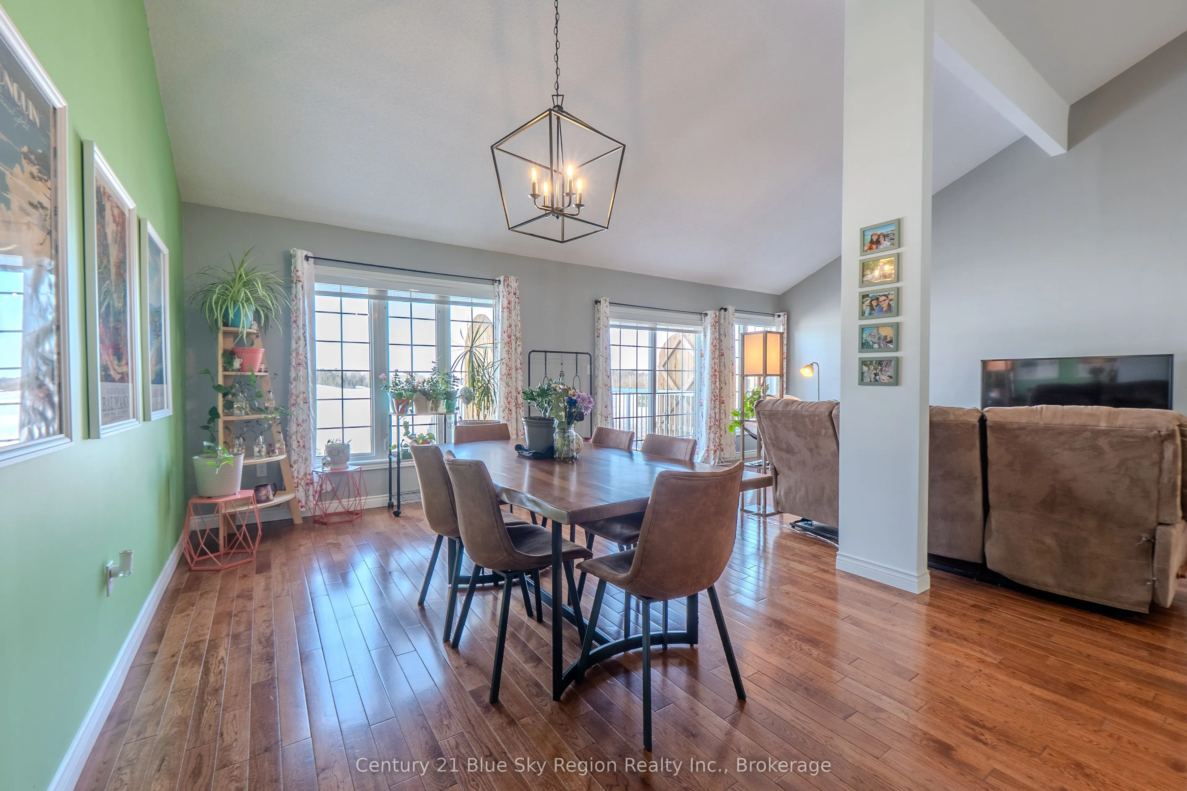 87 Fairway Drive