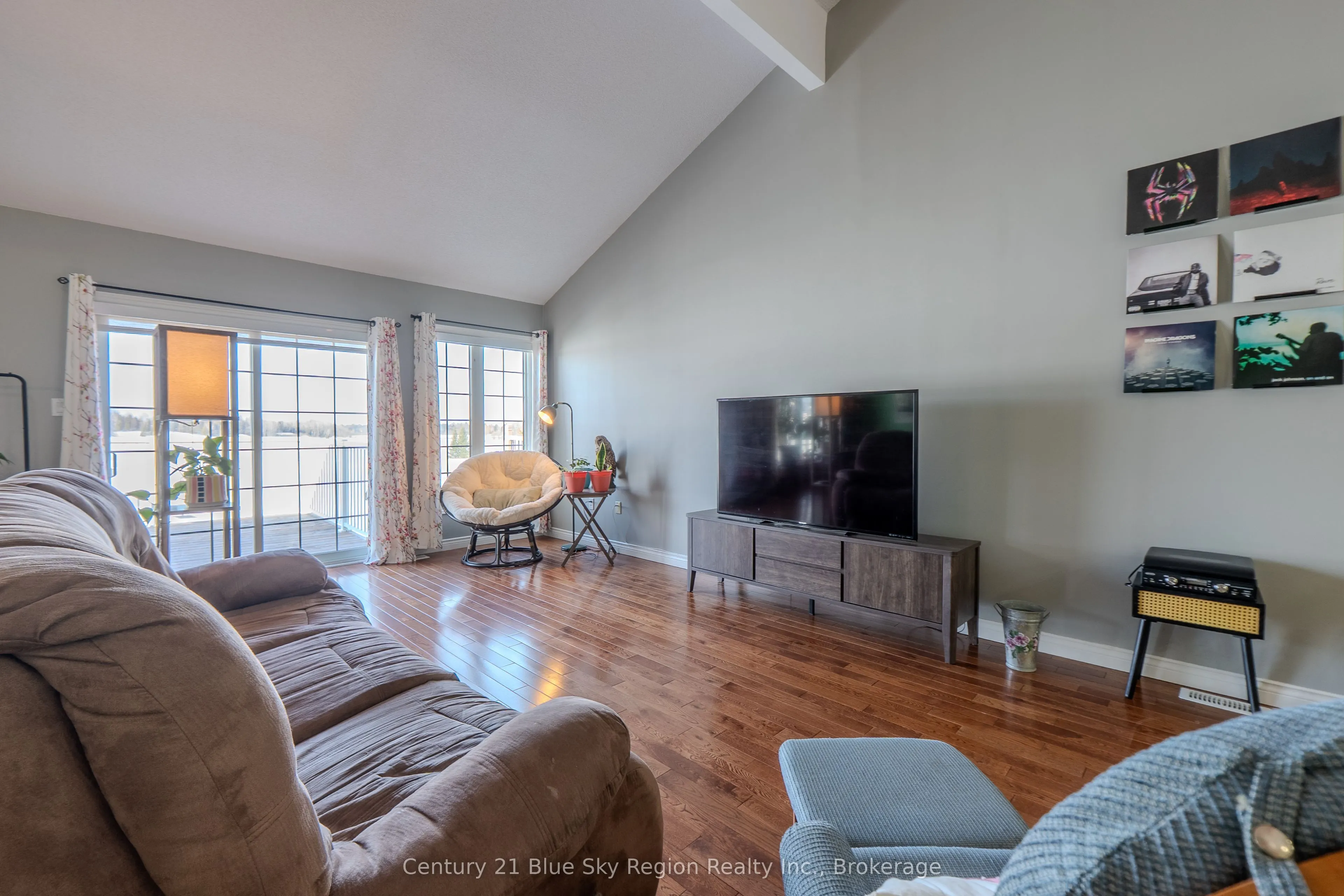 87 Fairway Drive