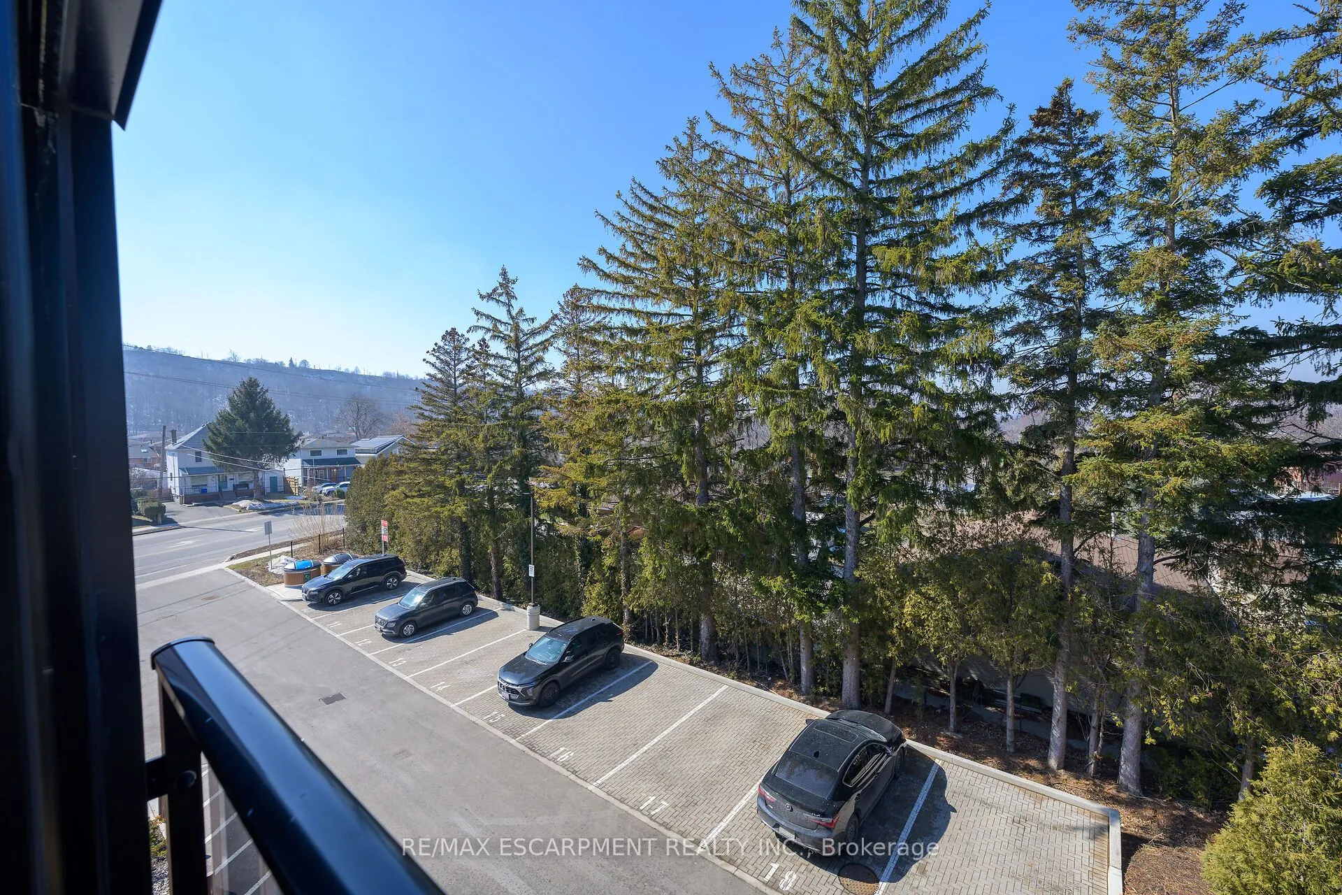 259 King Street E #303