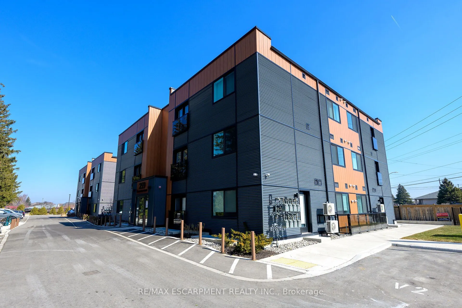 259 King Street E #303