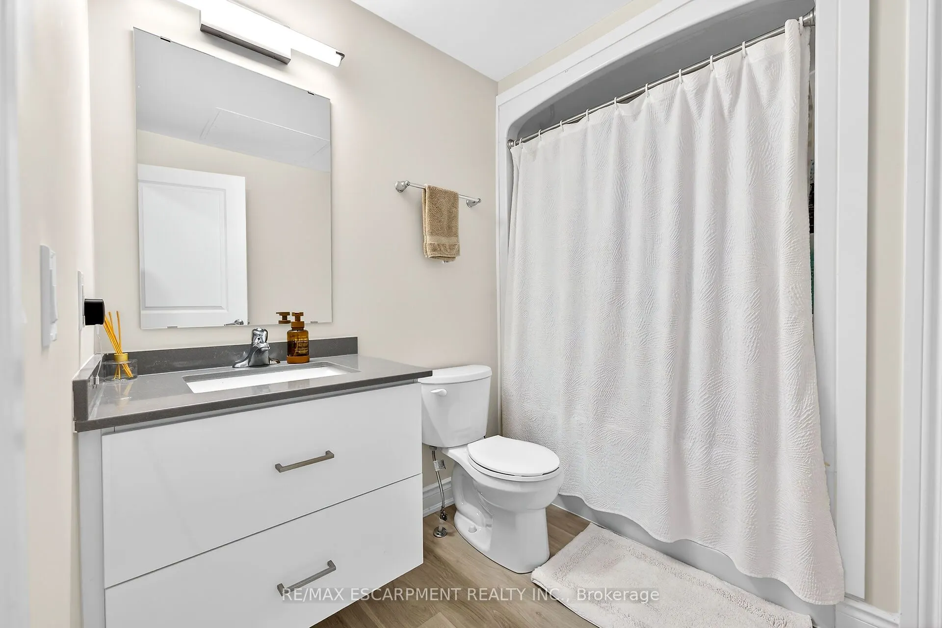 259 King Street E #303