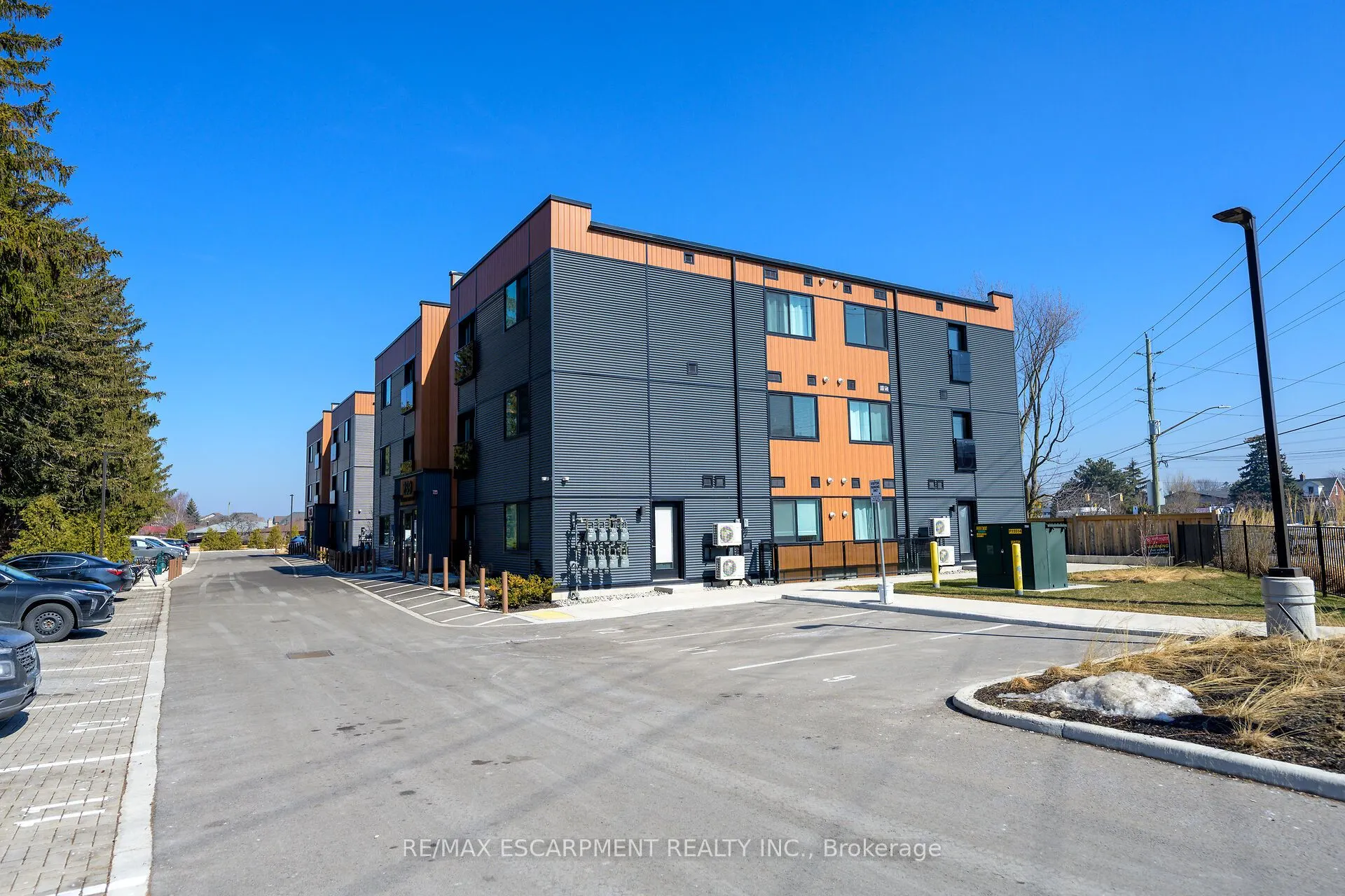 259 King Street E #303