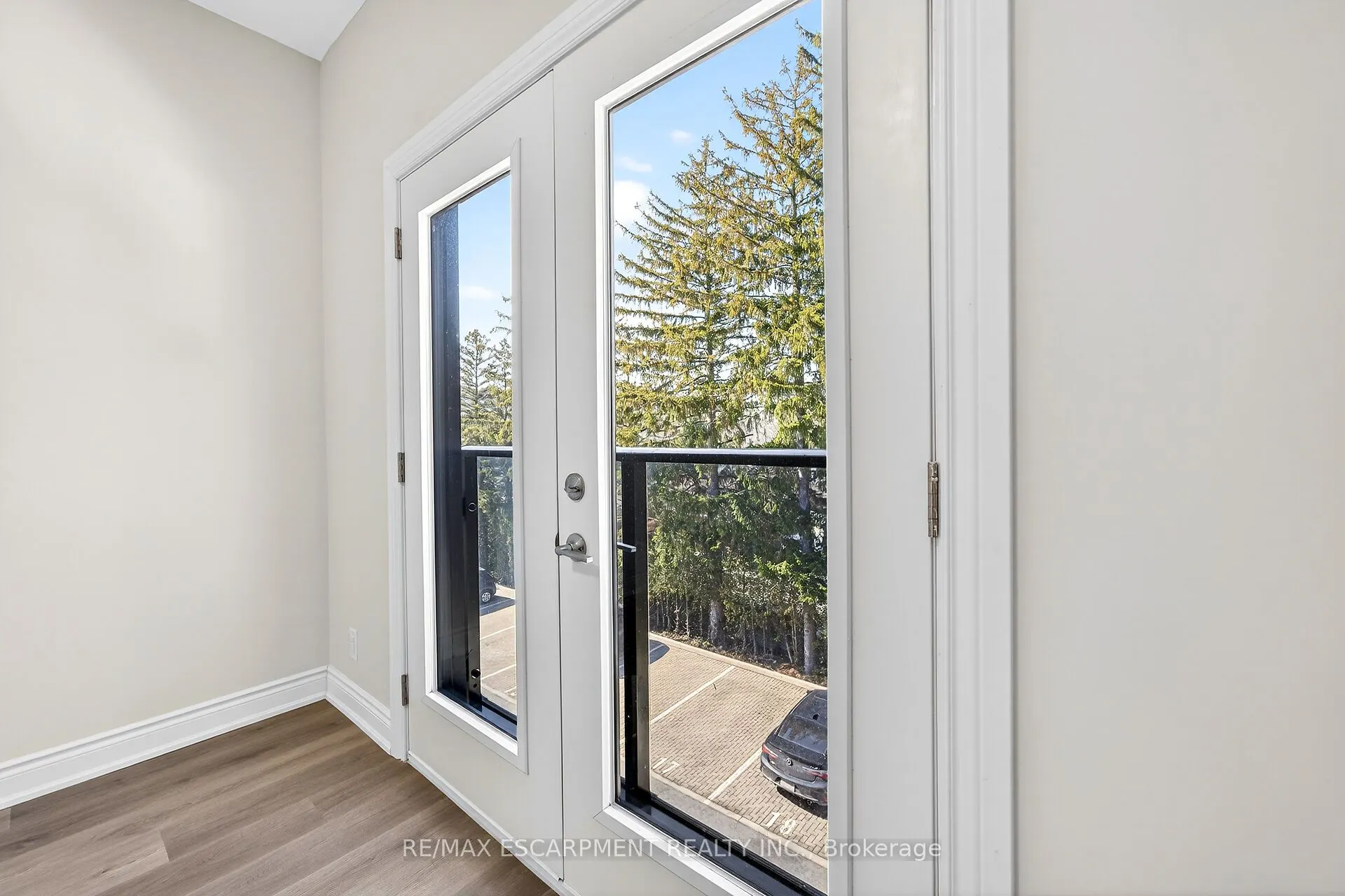 259 King Street E #303