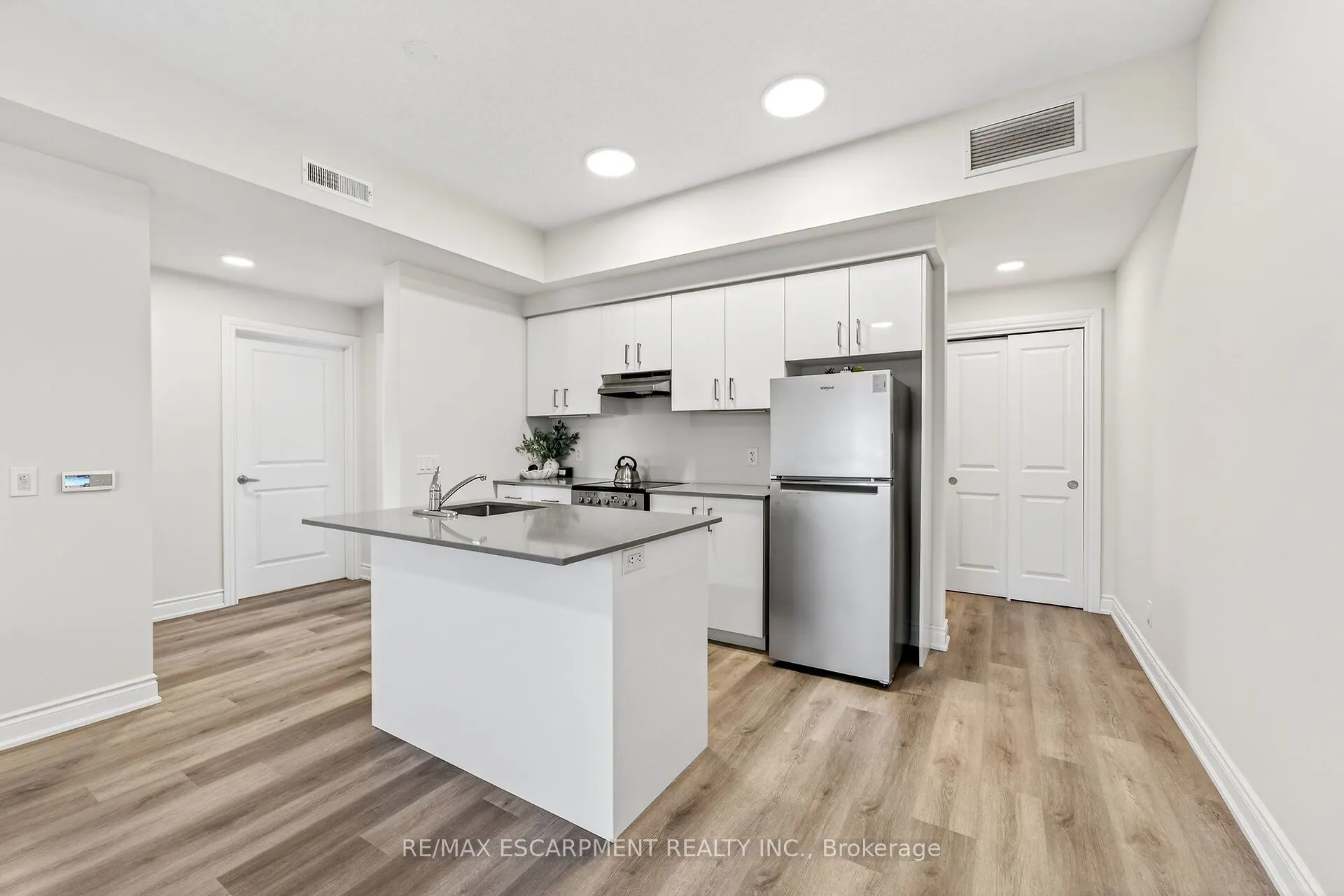 259 King Street E #303