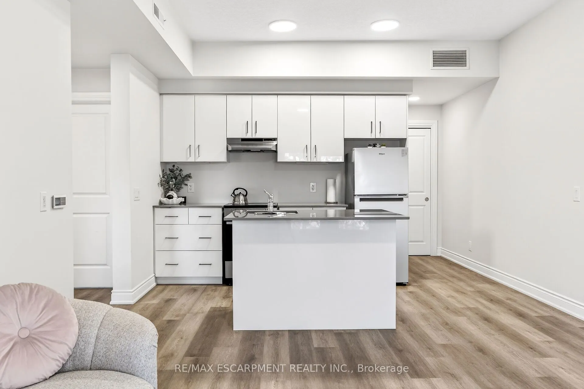 259 King Street E #303