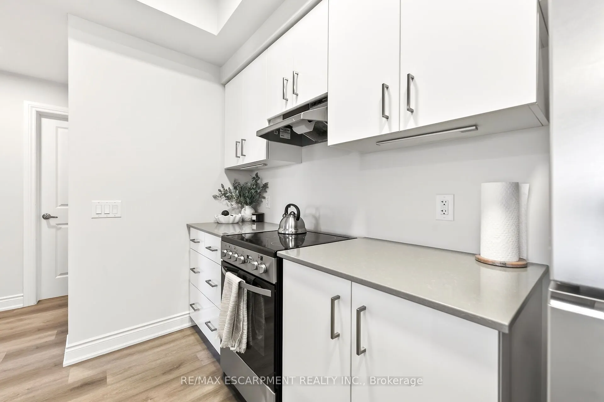 259 King Street E #303
