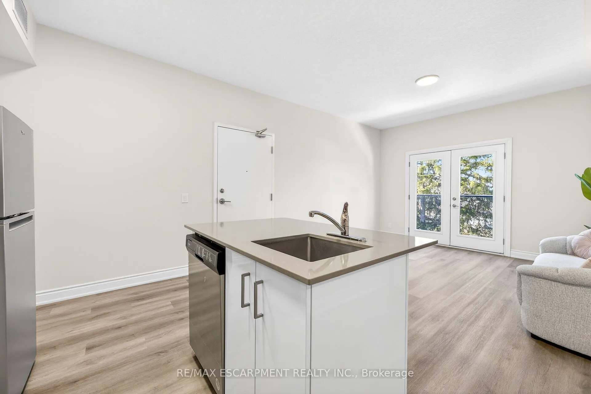 259 King Street E #303