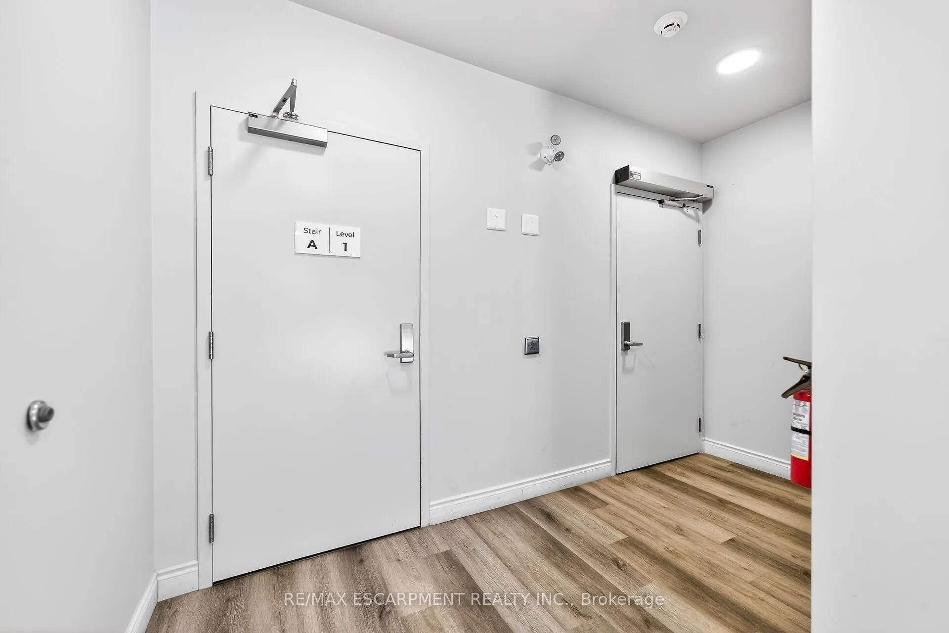 259 King Street E #303