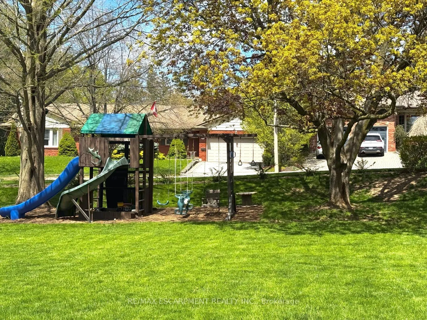 81 Thomson Drive