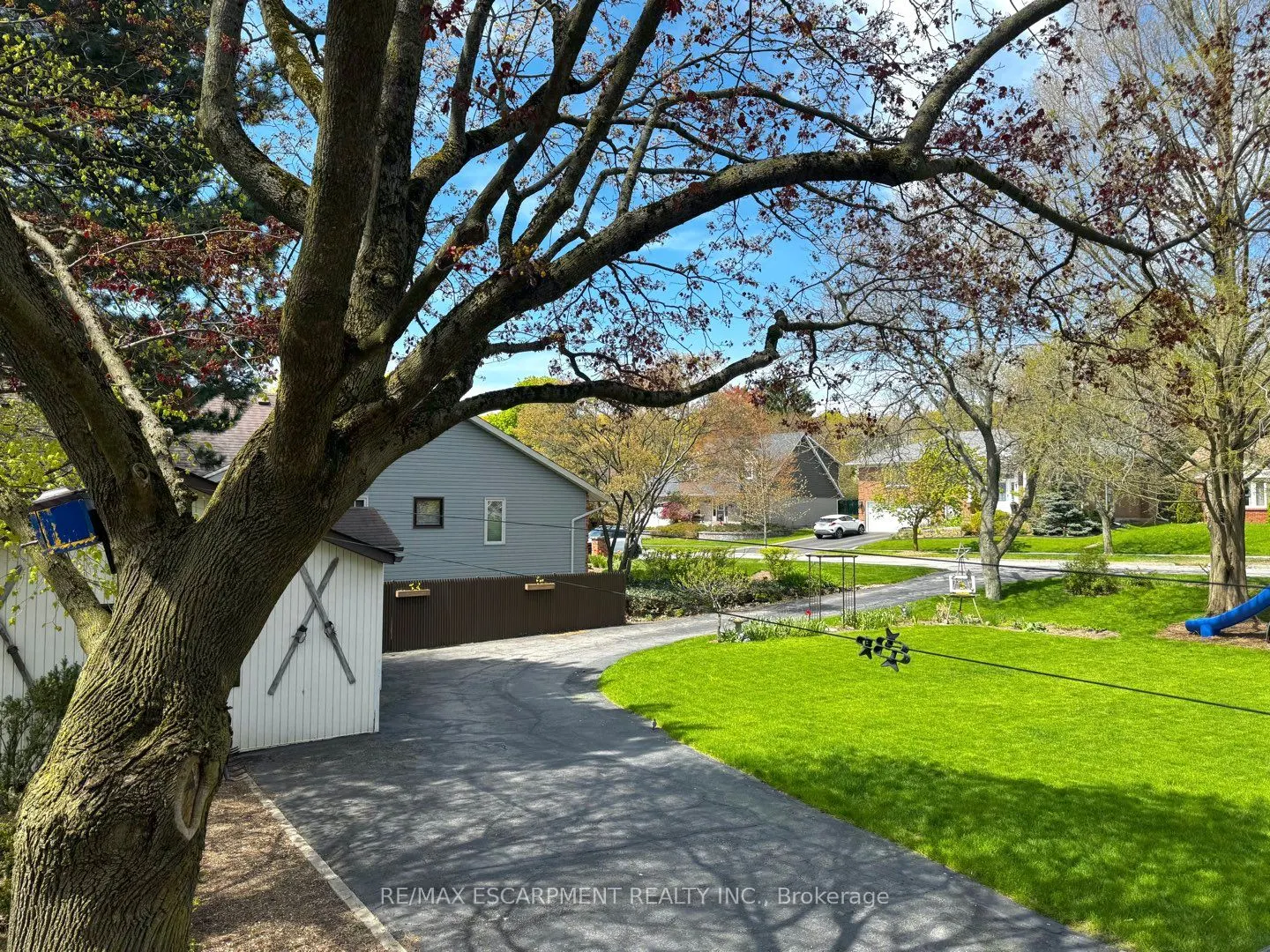 81 Thomson Drive
