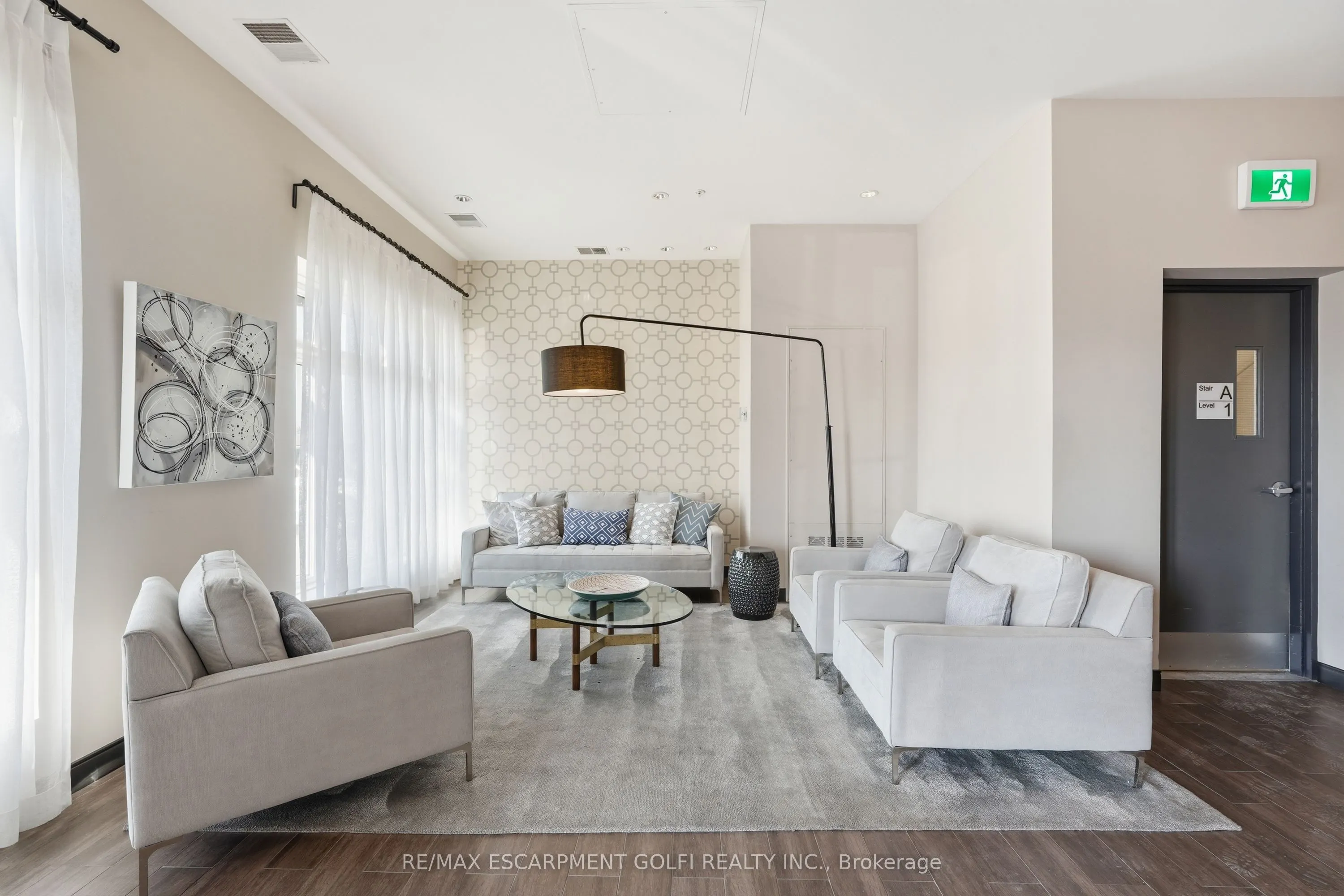 520 North Service Road #411