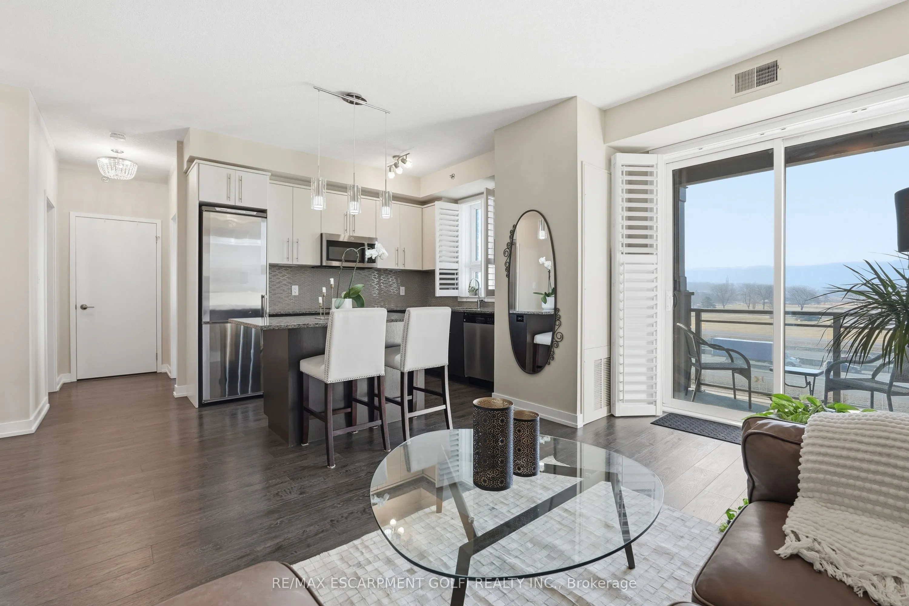 520 North Service Road #411