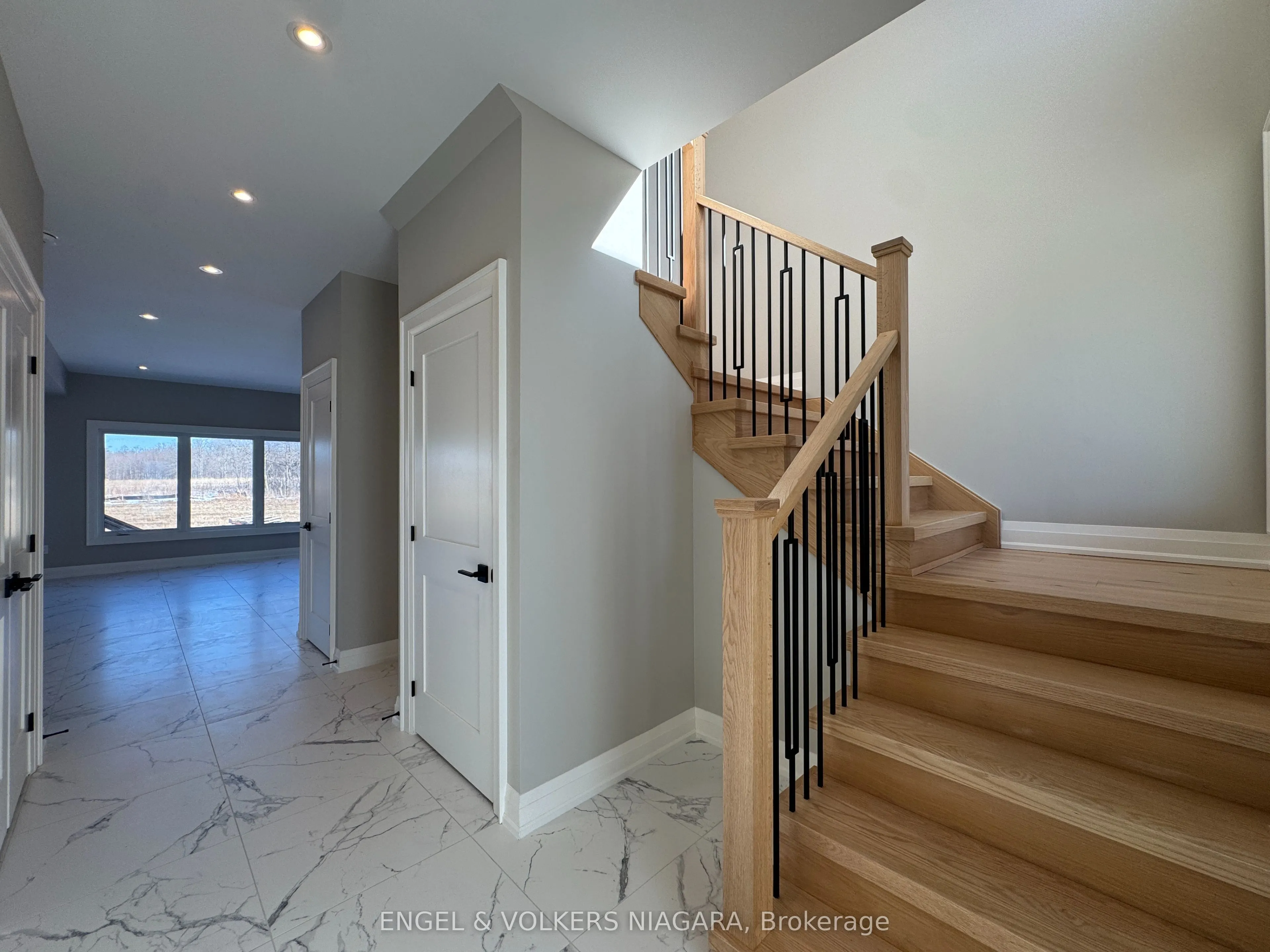 25 Elvira Way