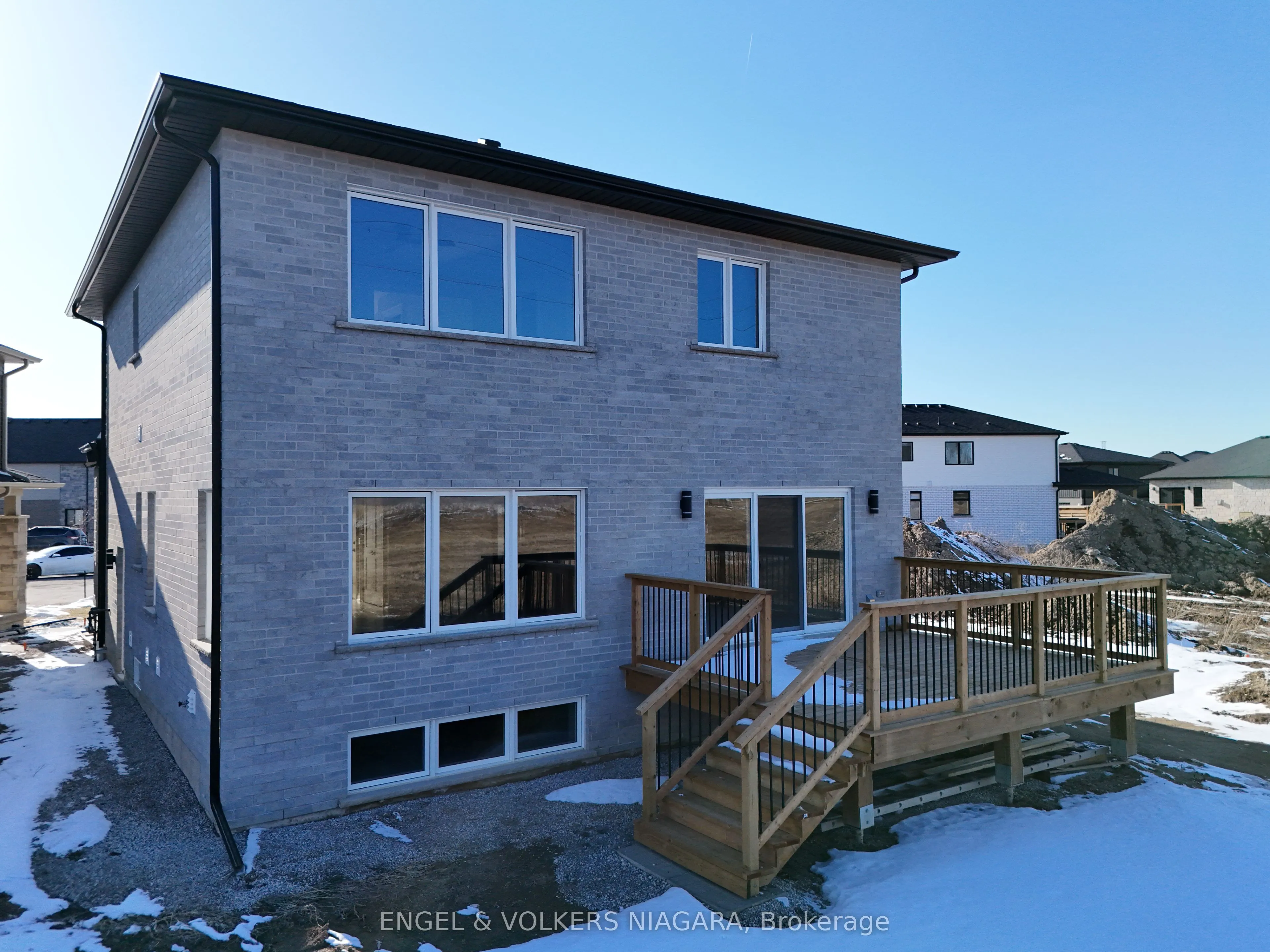 25 Elvira Way