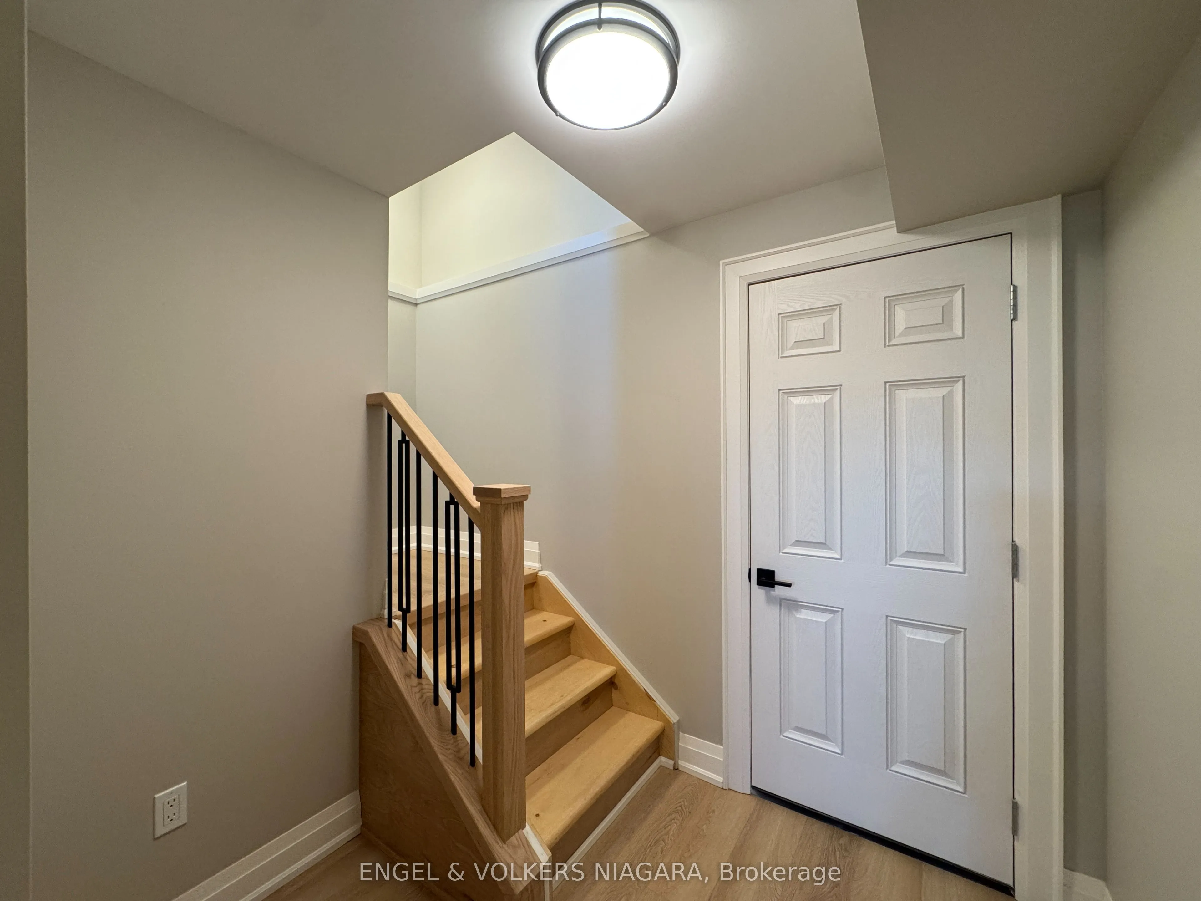 25 Elvira Way