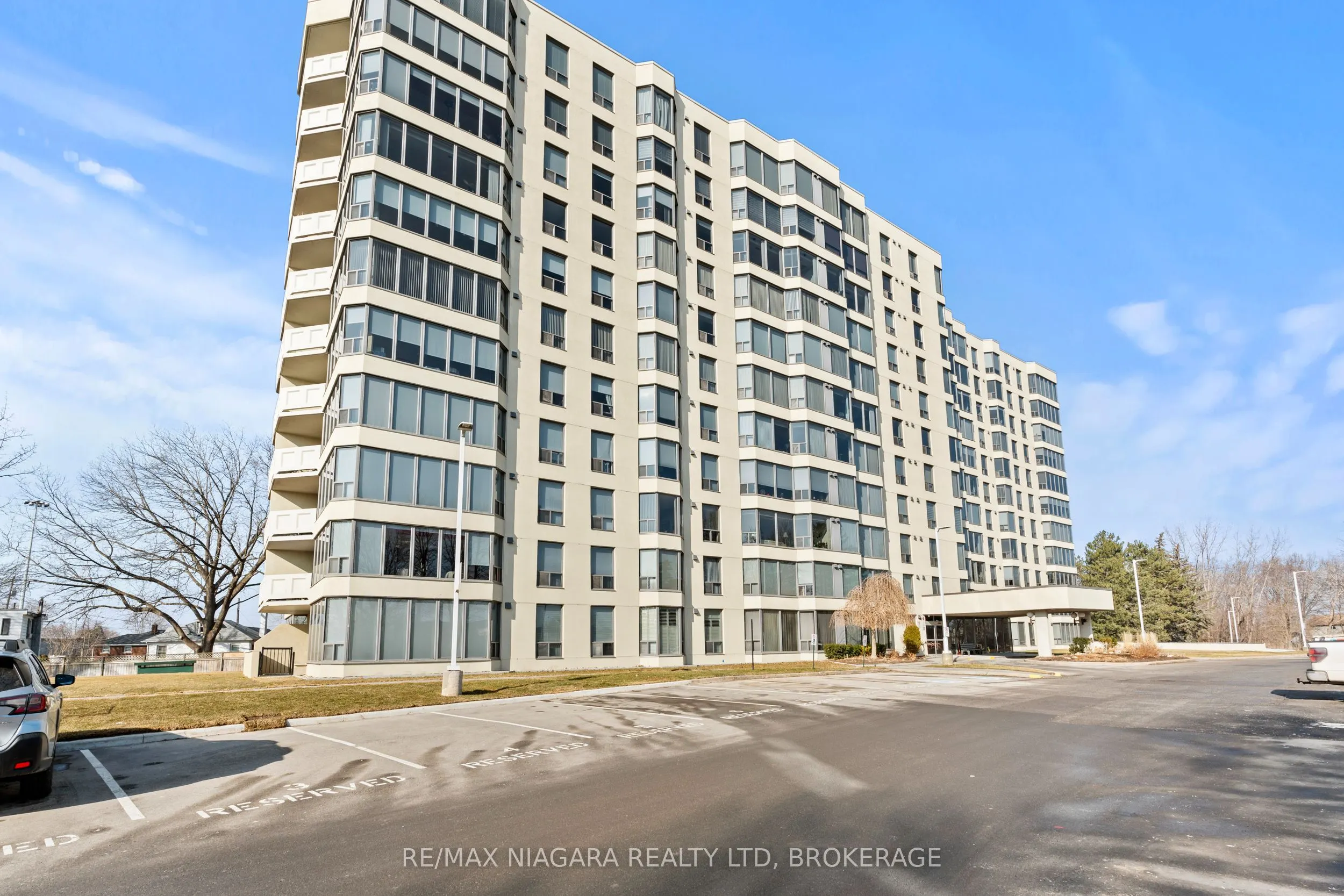 81 Scott Street #601