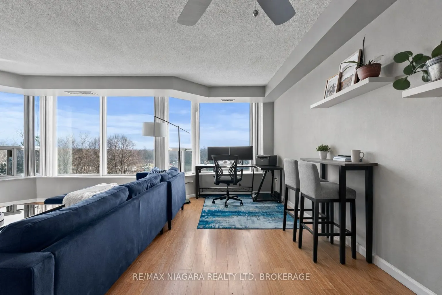 81 Scott Street #601