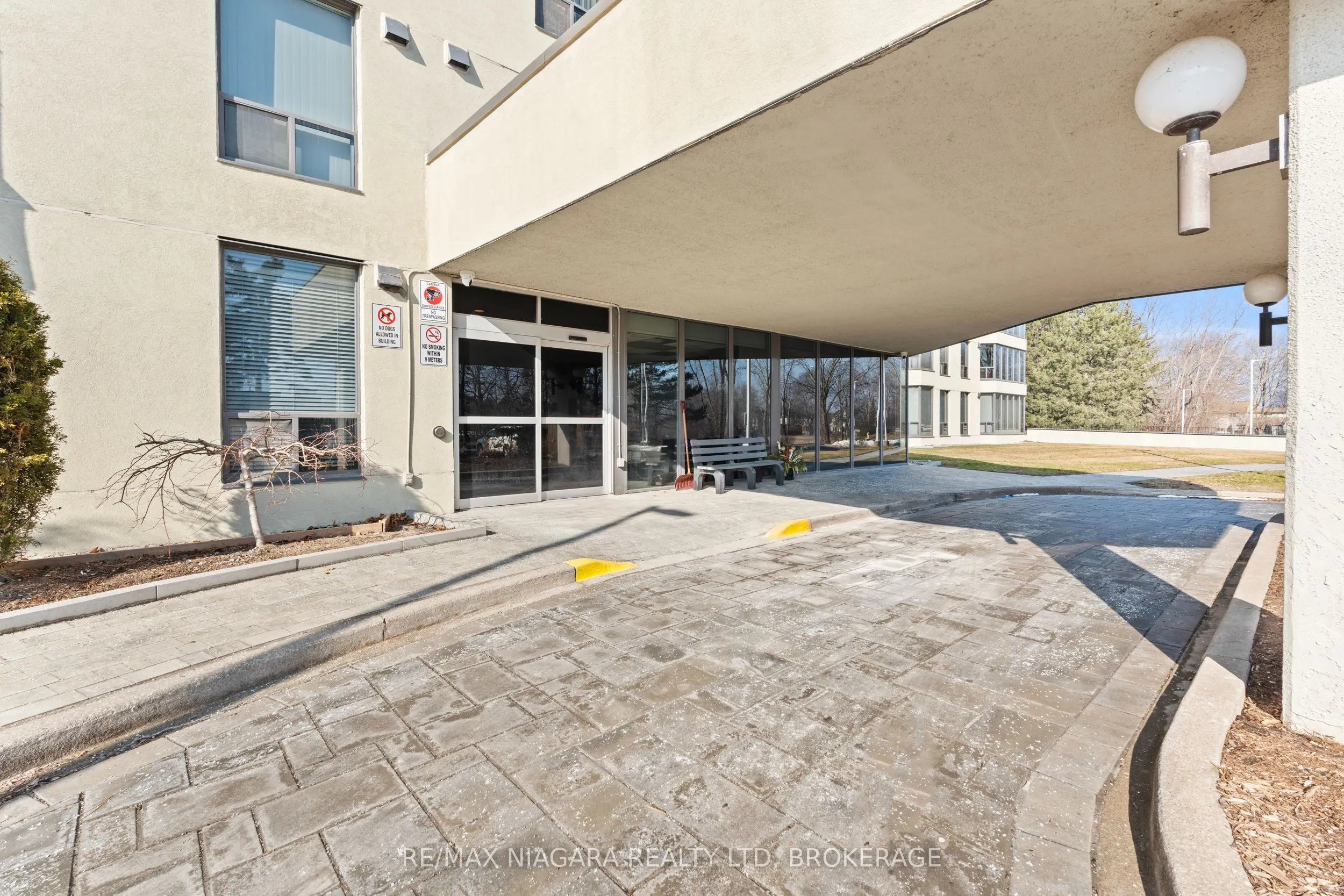 81 Scott Street #601