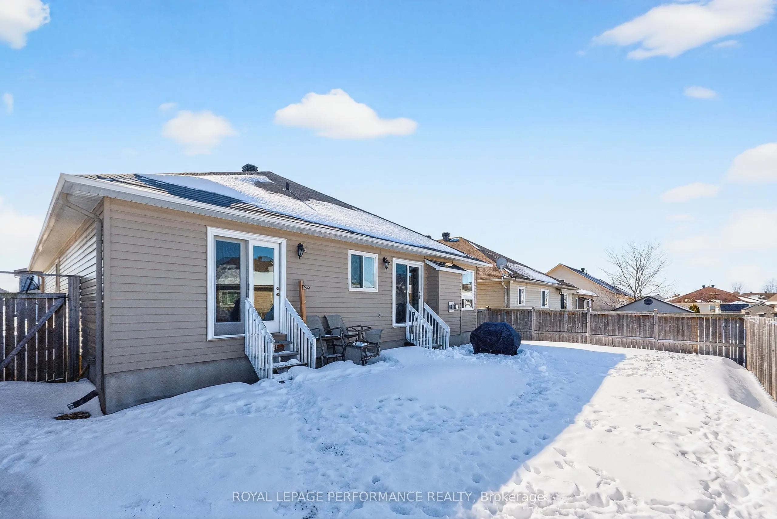639 Robert Hill Street