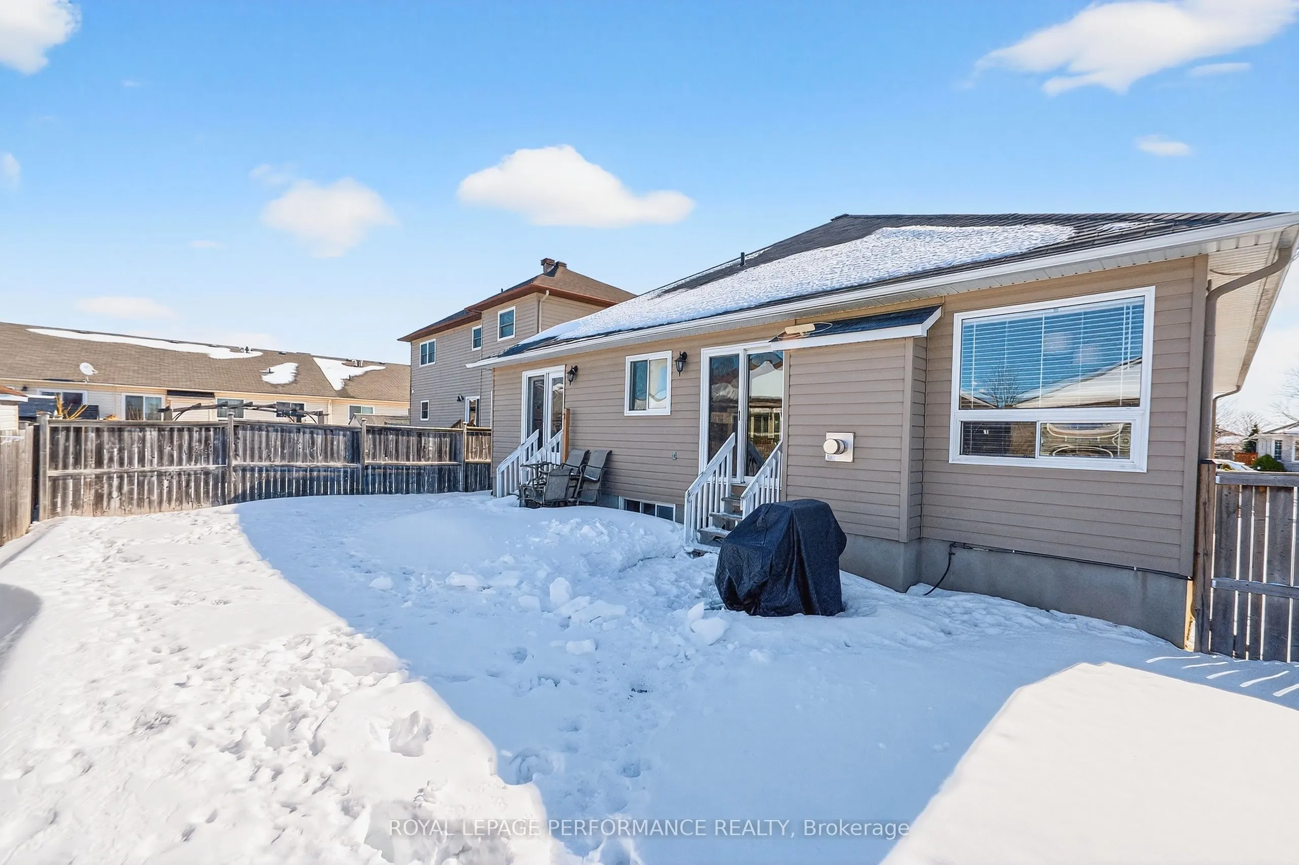 639 Robert Hill Street
