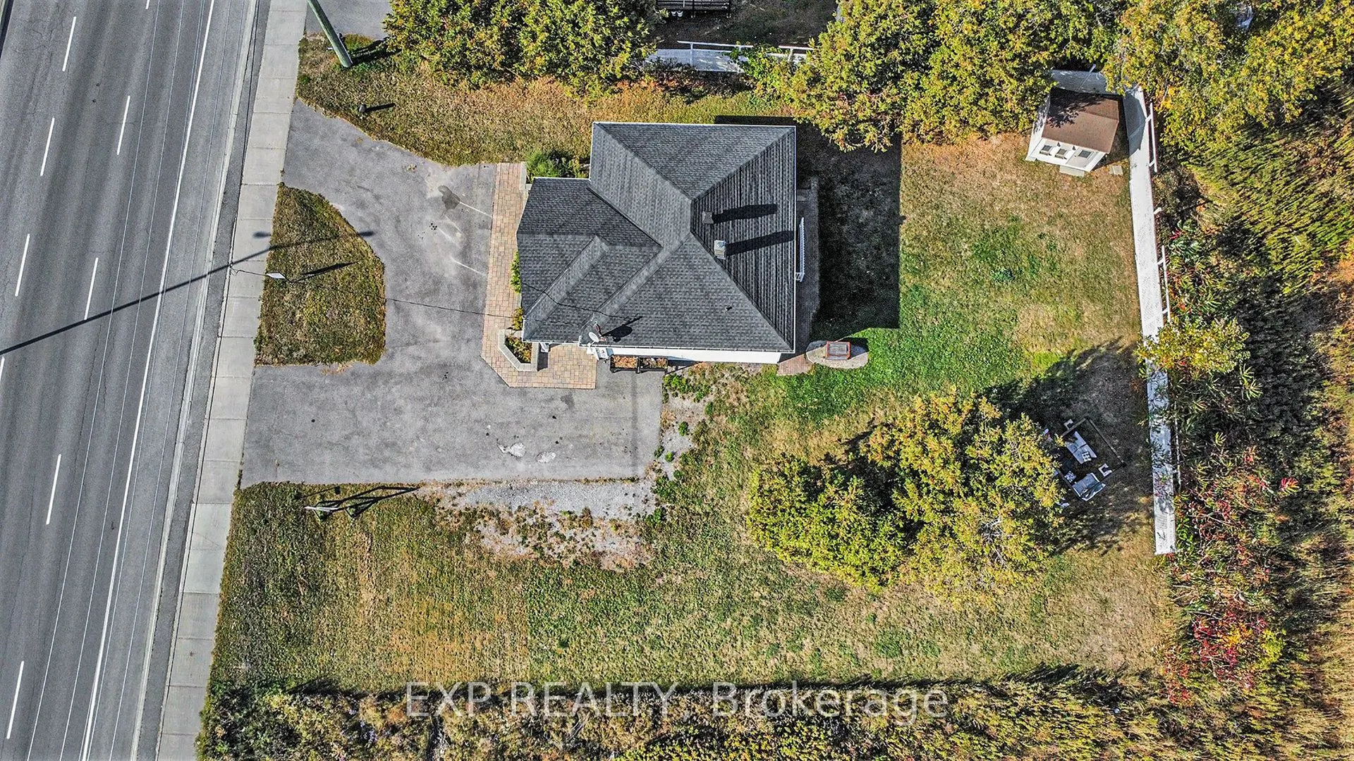 2147 Mer Bleue Road