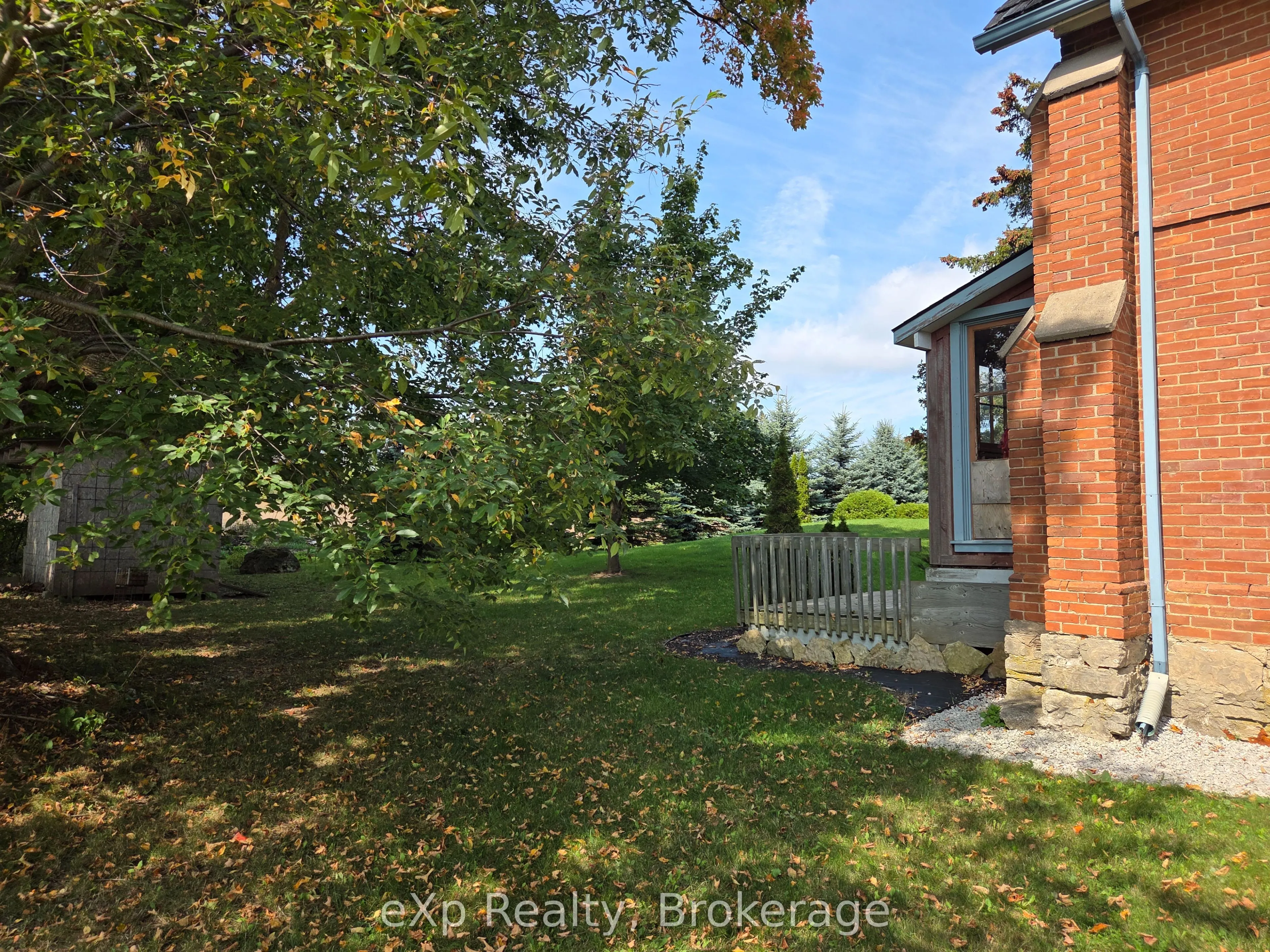 137190 Grey Road 12