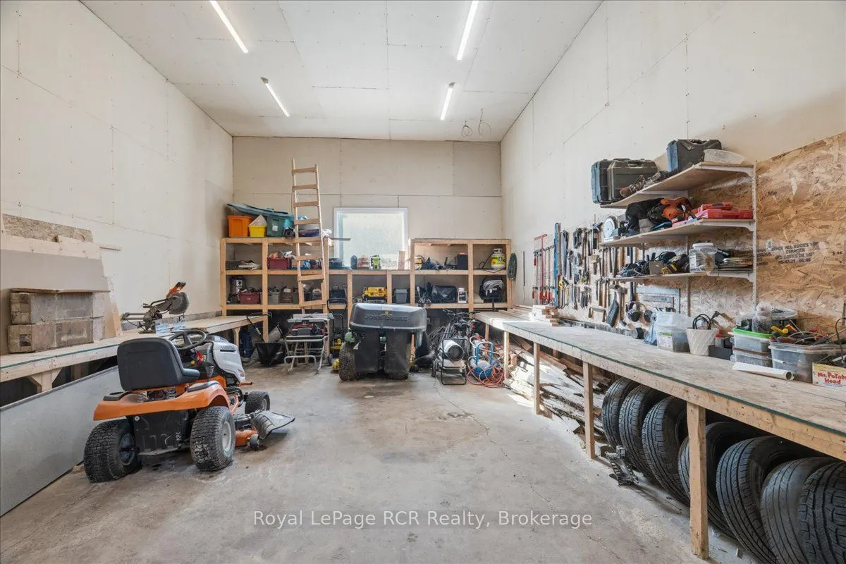 392010 Grey Road 109
