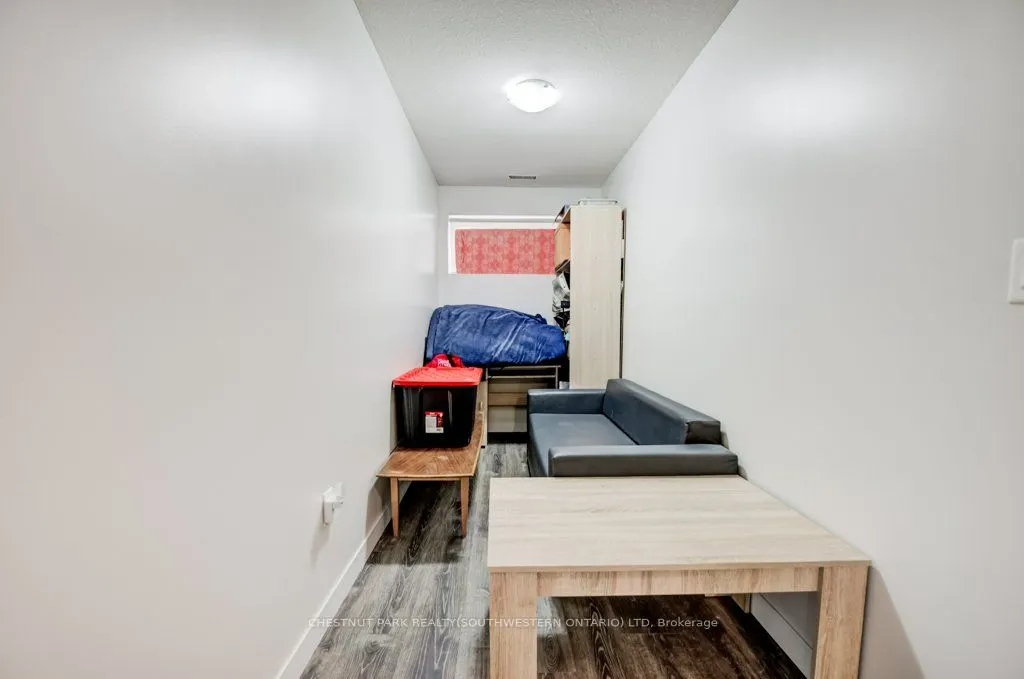 338 Albert Street #114
