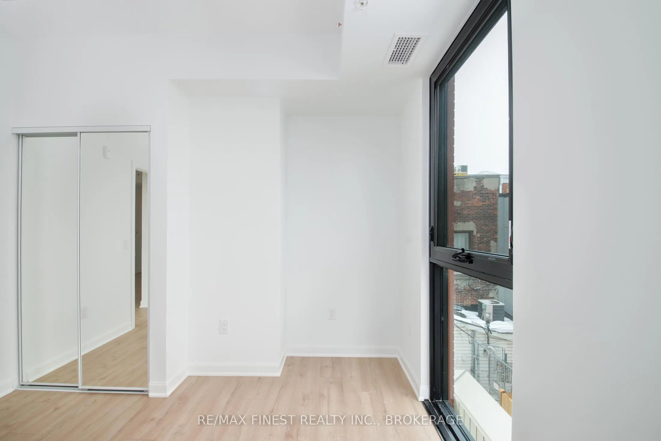 223 Princess Street #314