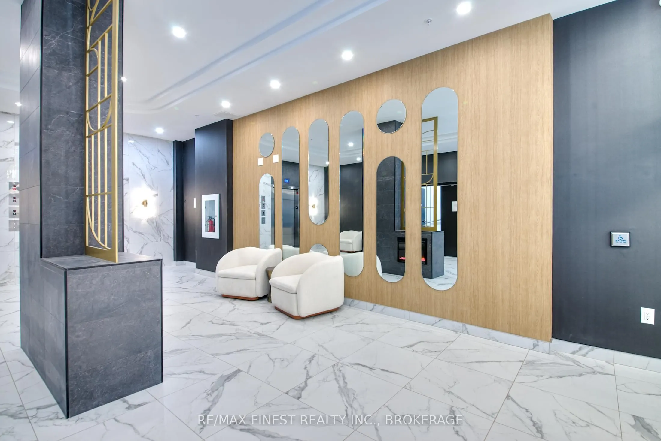 223 Princess Street #314