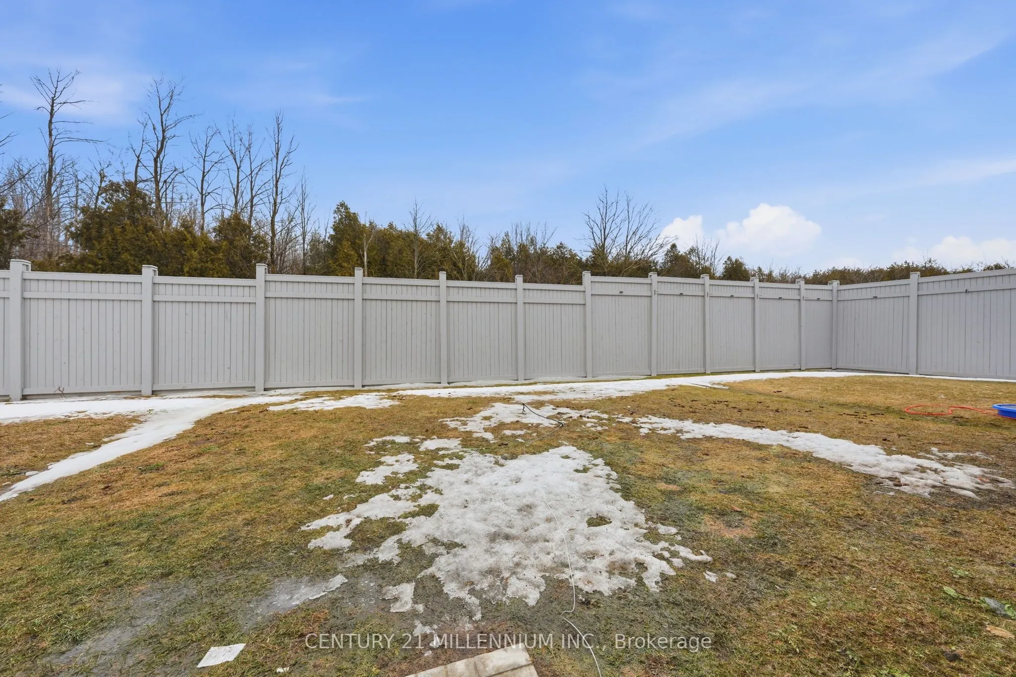 464 Black Cherry Crescent