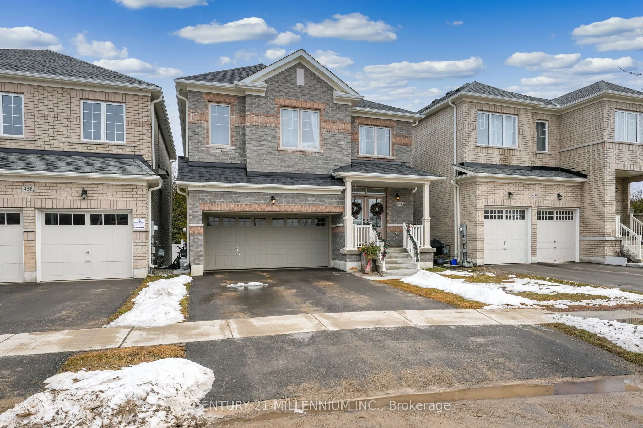464 Black Cherry Crescent