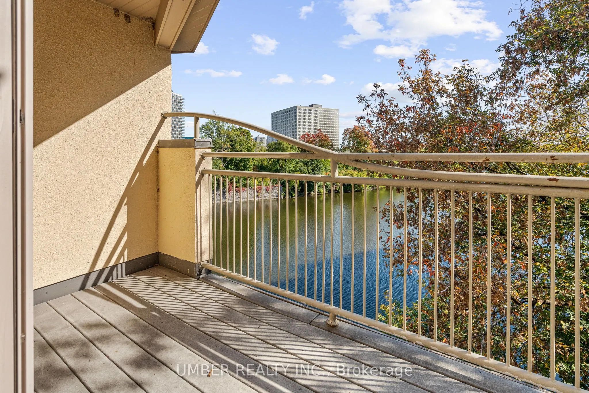 250 Fountain Place #122D