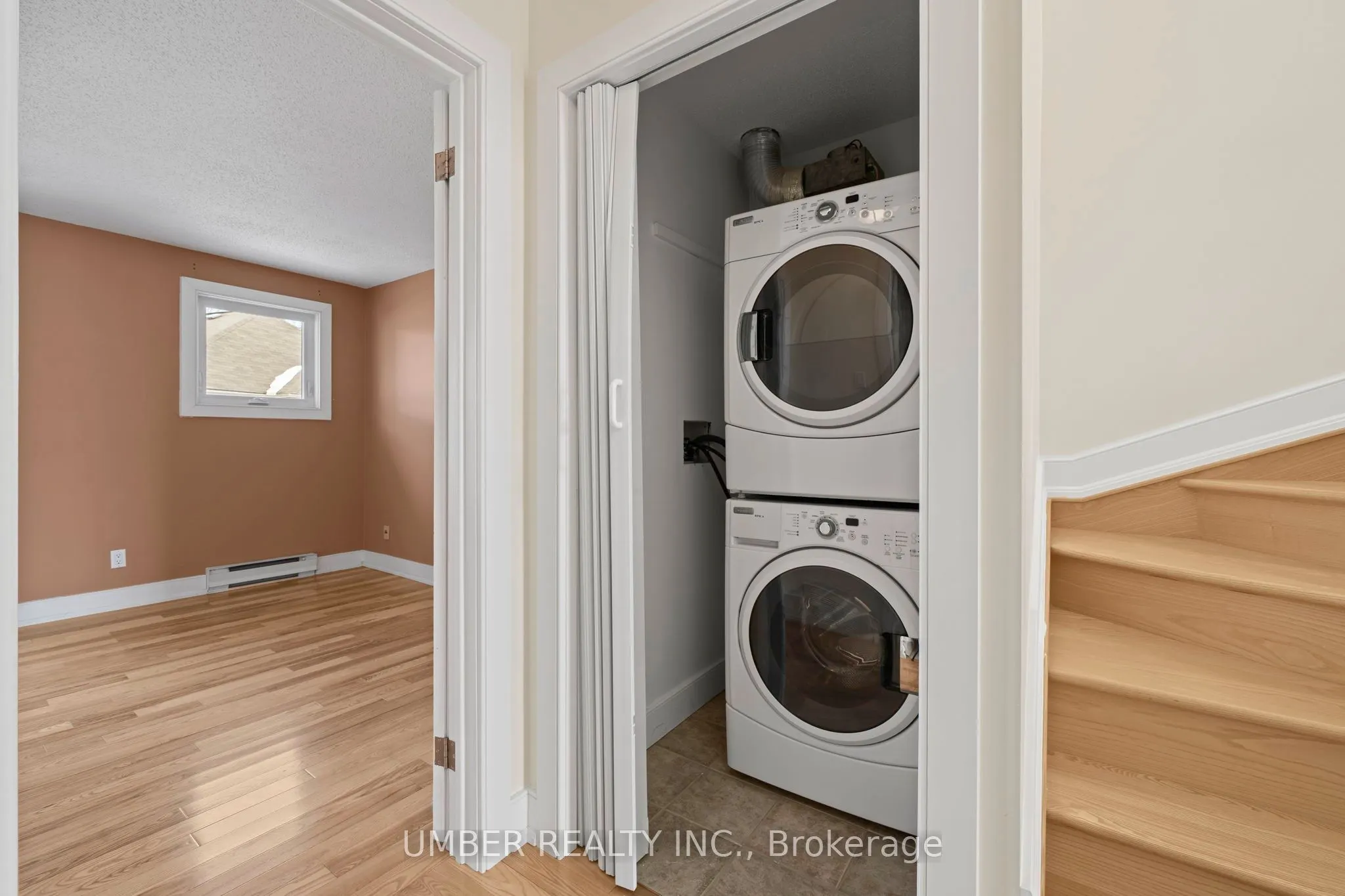 250 Fountain Place #122D