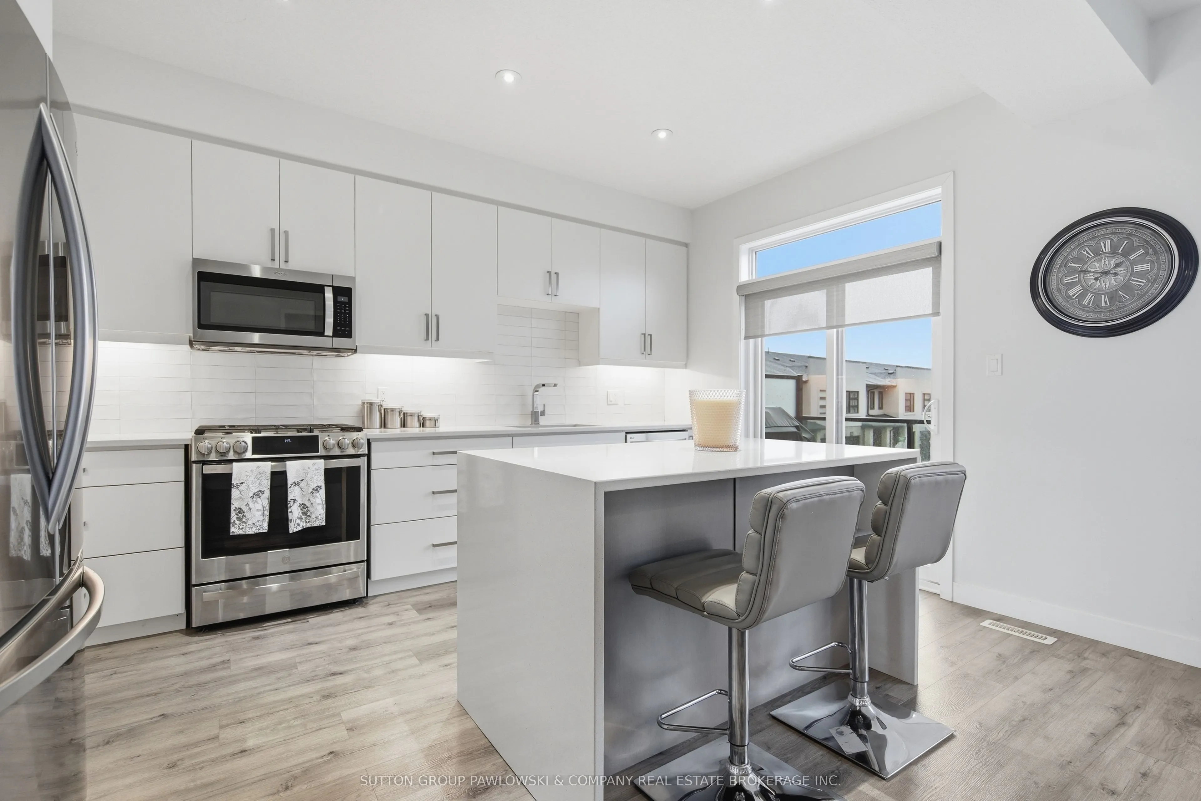 3380 Singleton Avenue #26