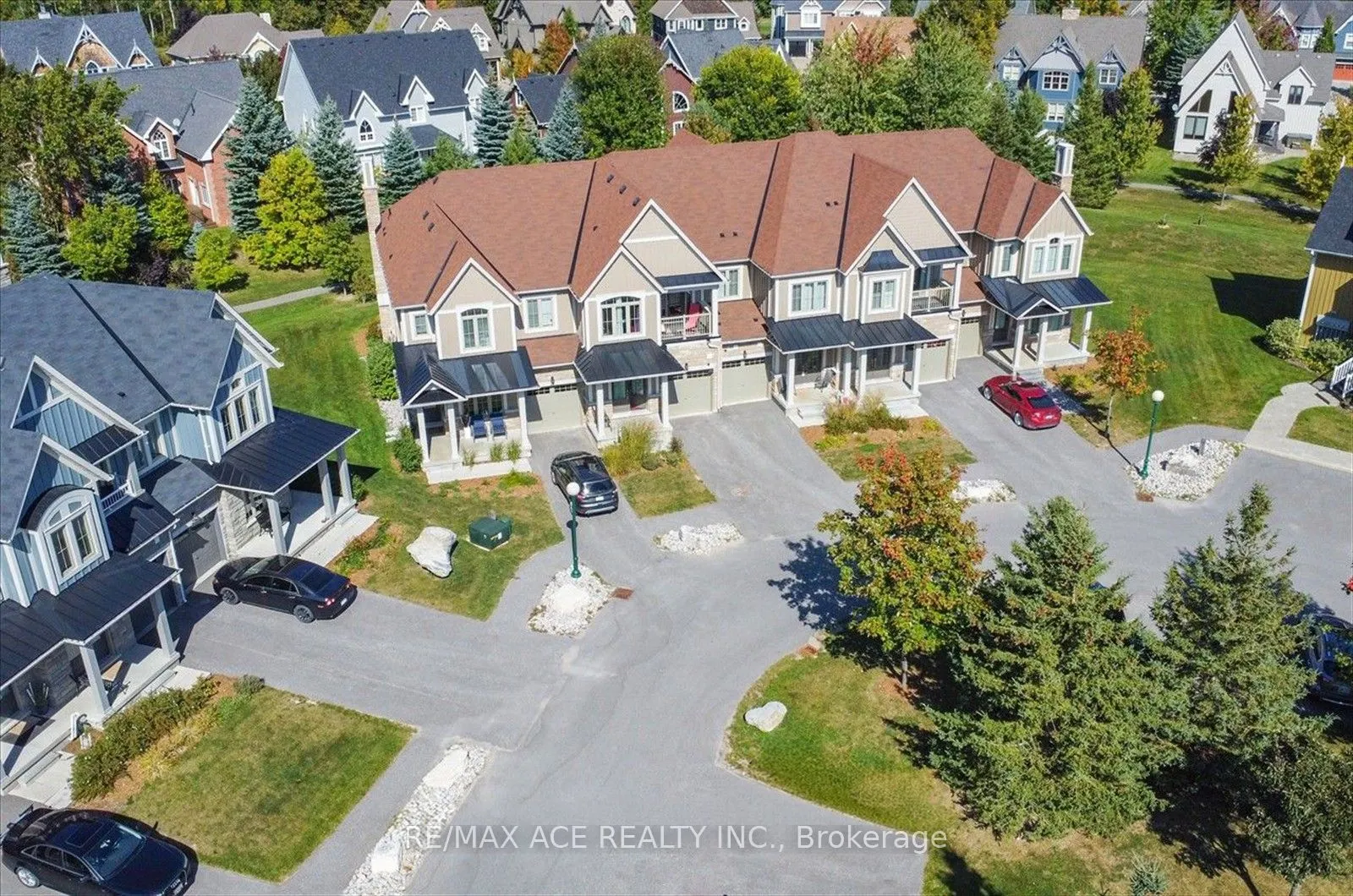 171 Snowbridge Way #26