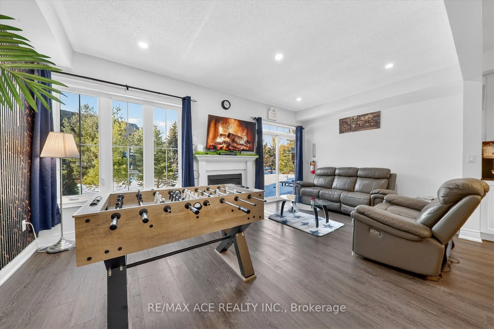 171 Snowbridge Way #26