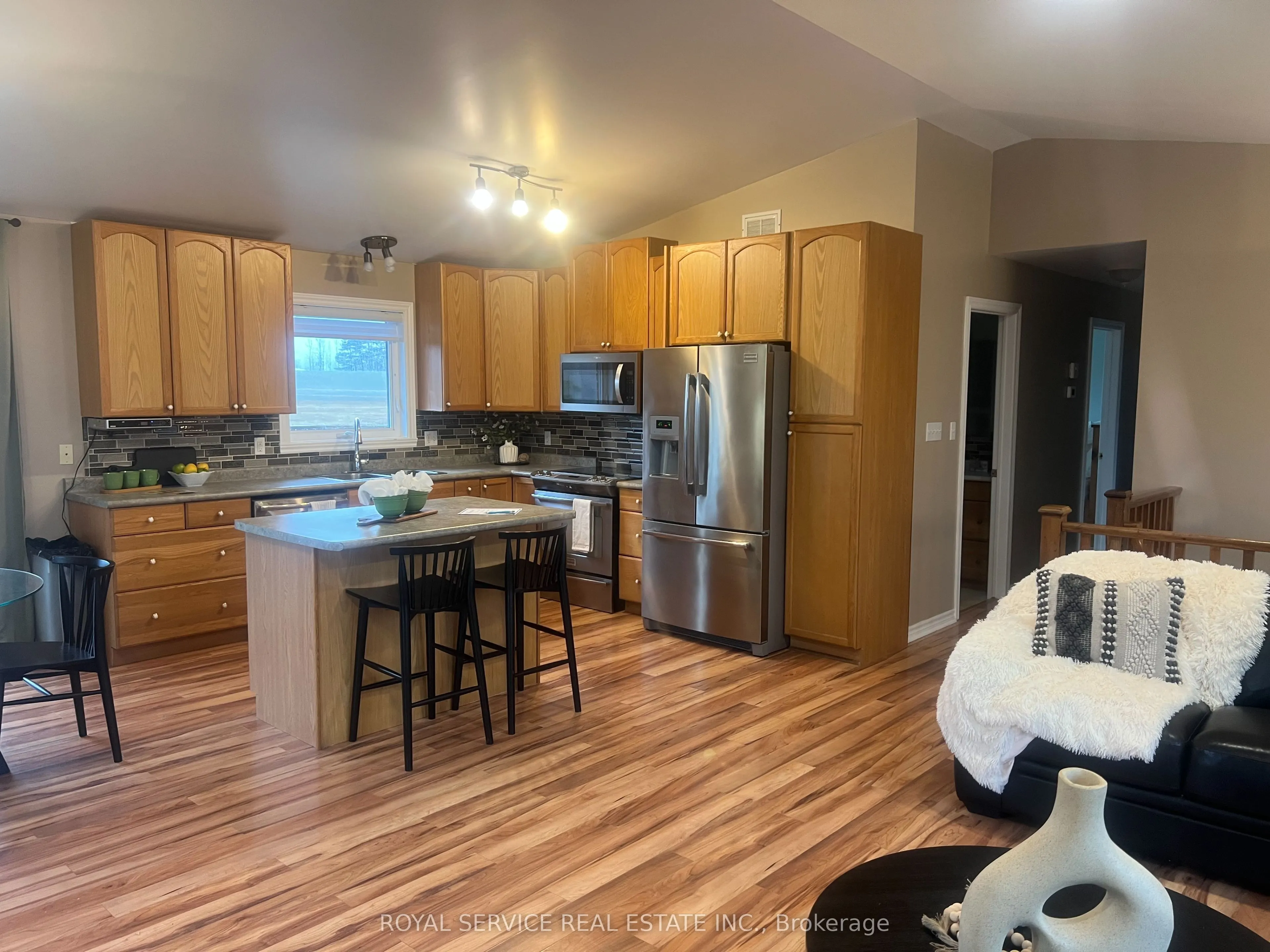 323 Cadigan Road