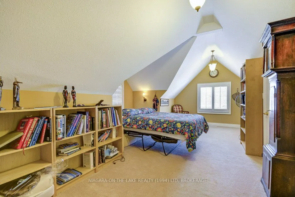 15 Bay Berry Lane