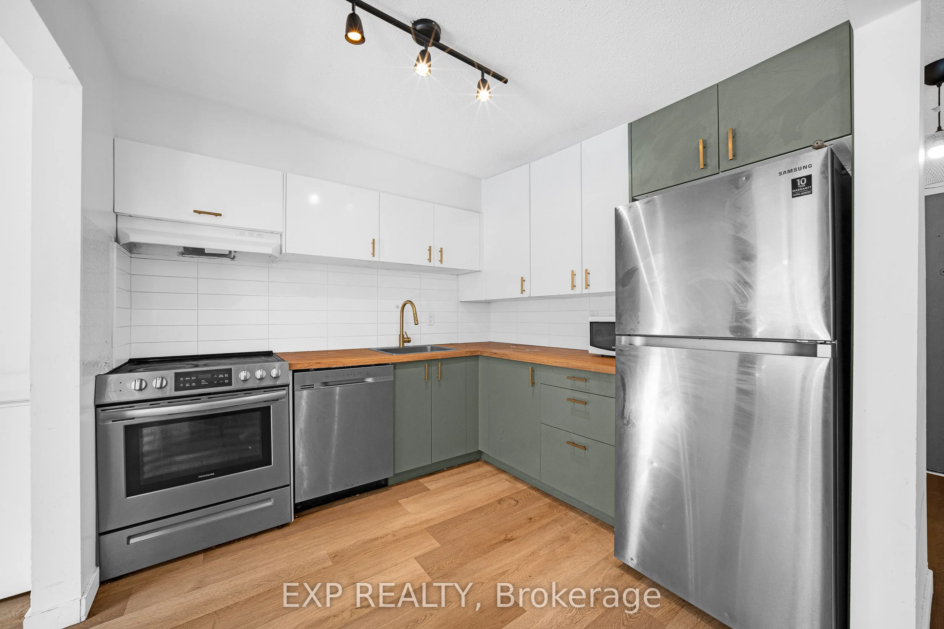 2080 Ogilvie Road #11K