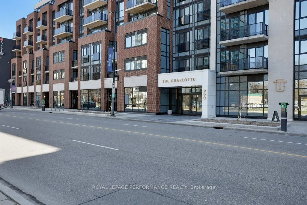 560 Rideau Street #517