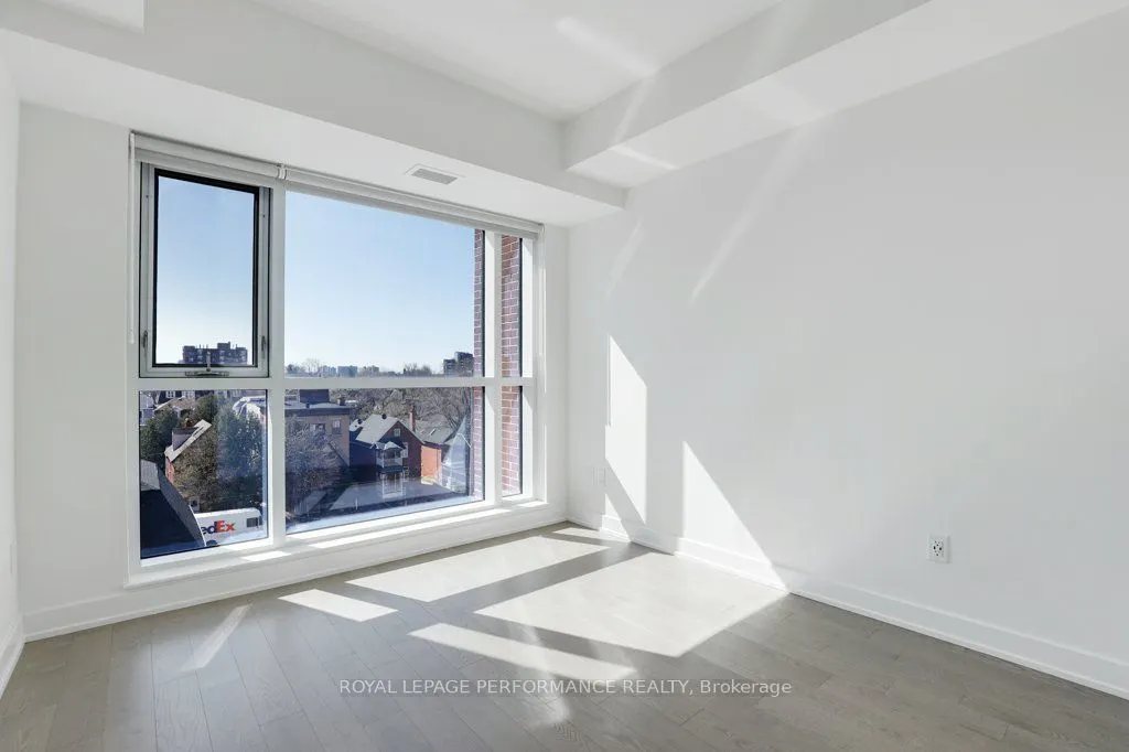 560 Rideau Street #517