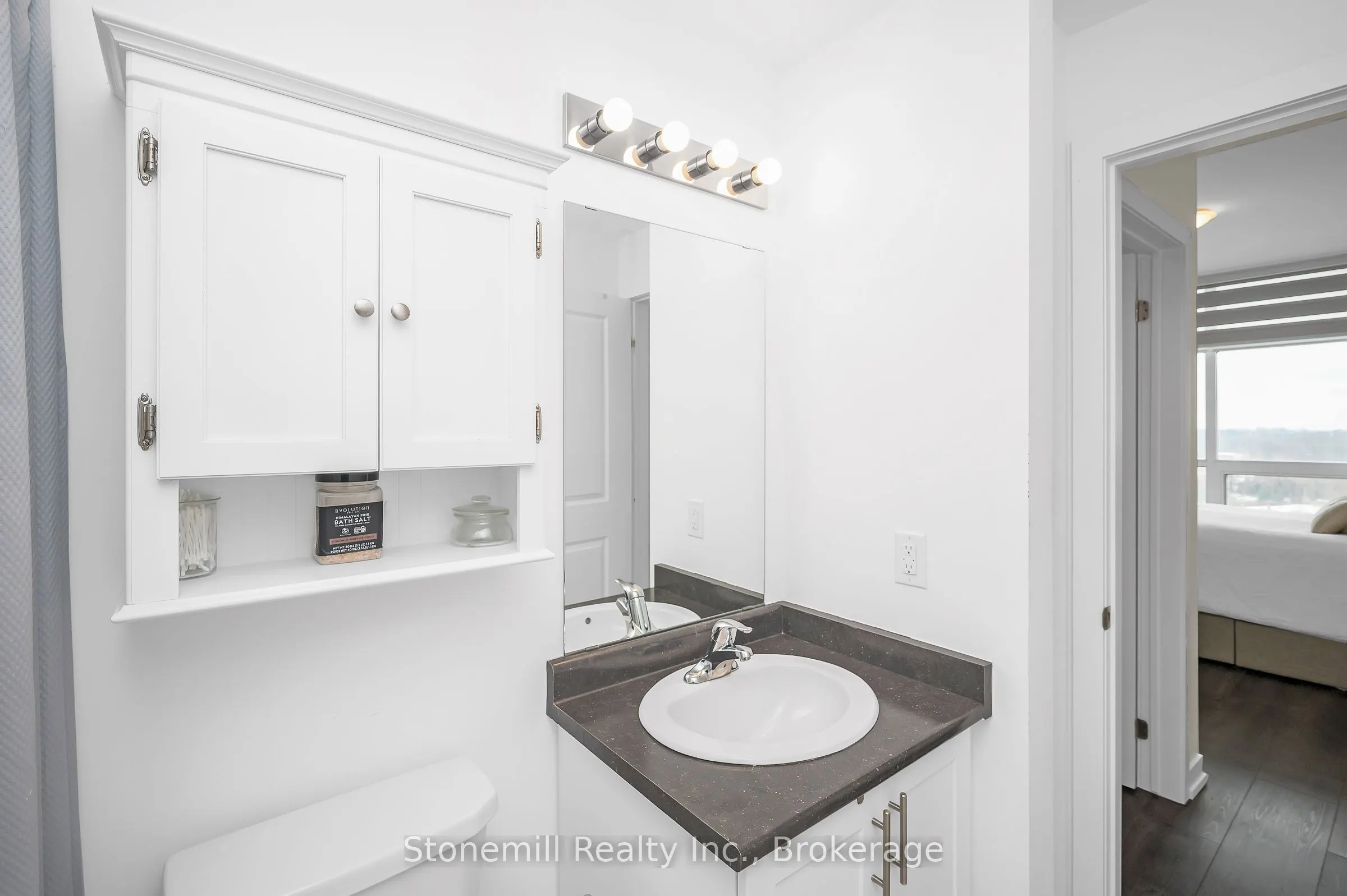 450 Dundas Street E #701