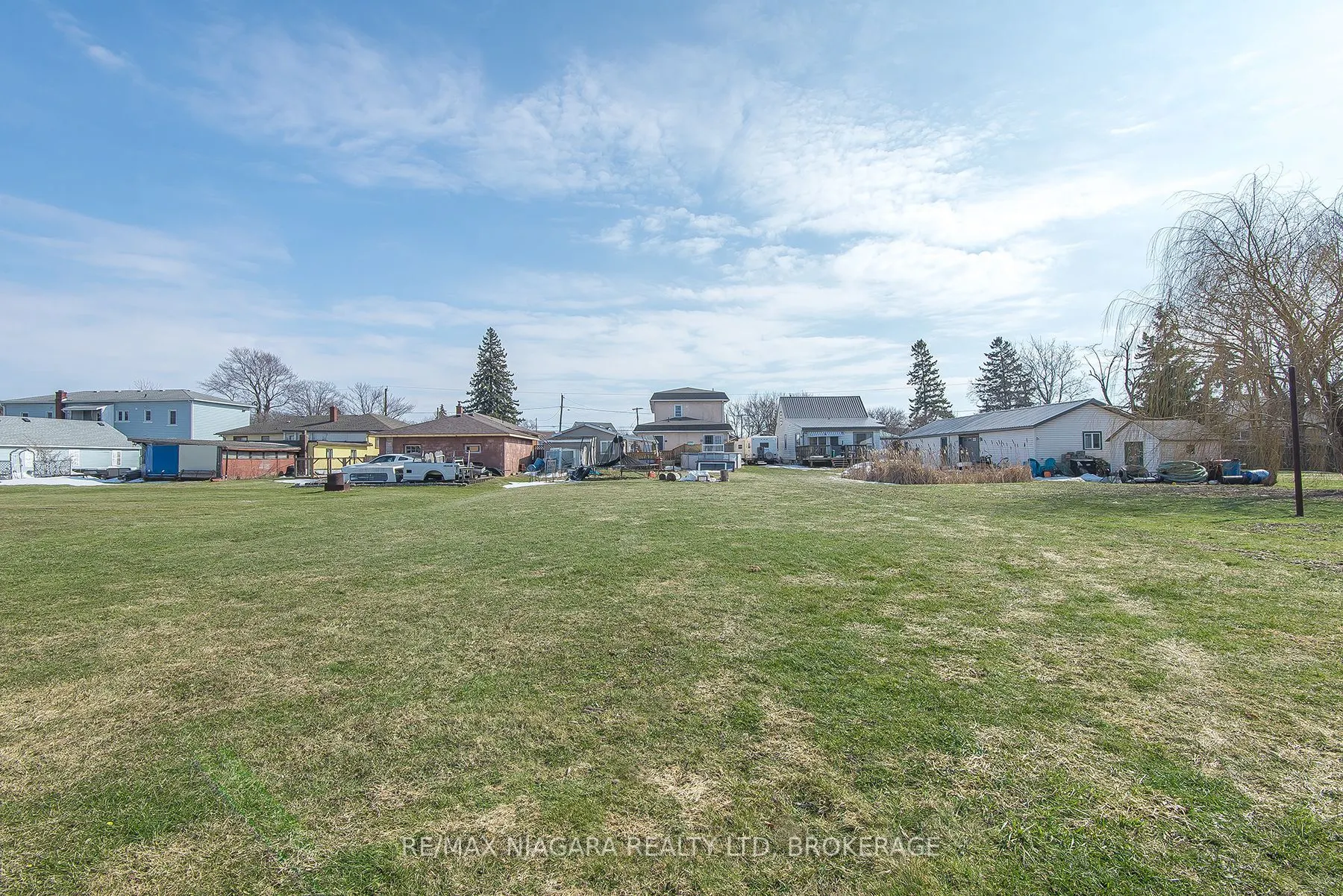 98 Chippawa Road