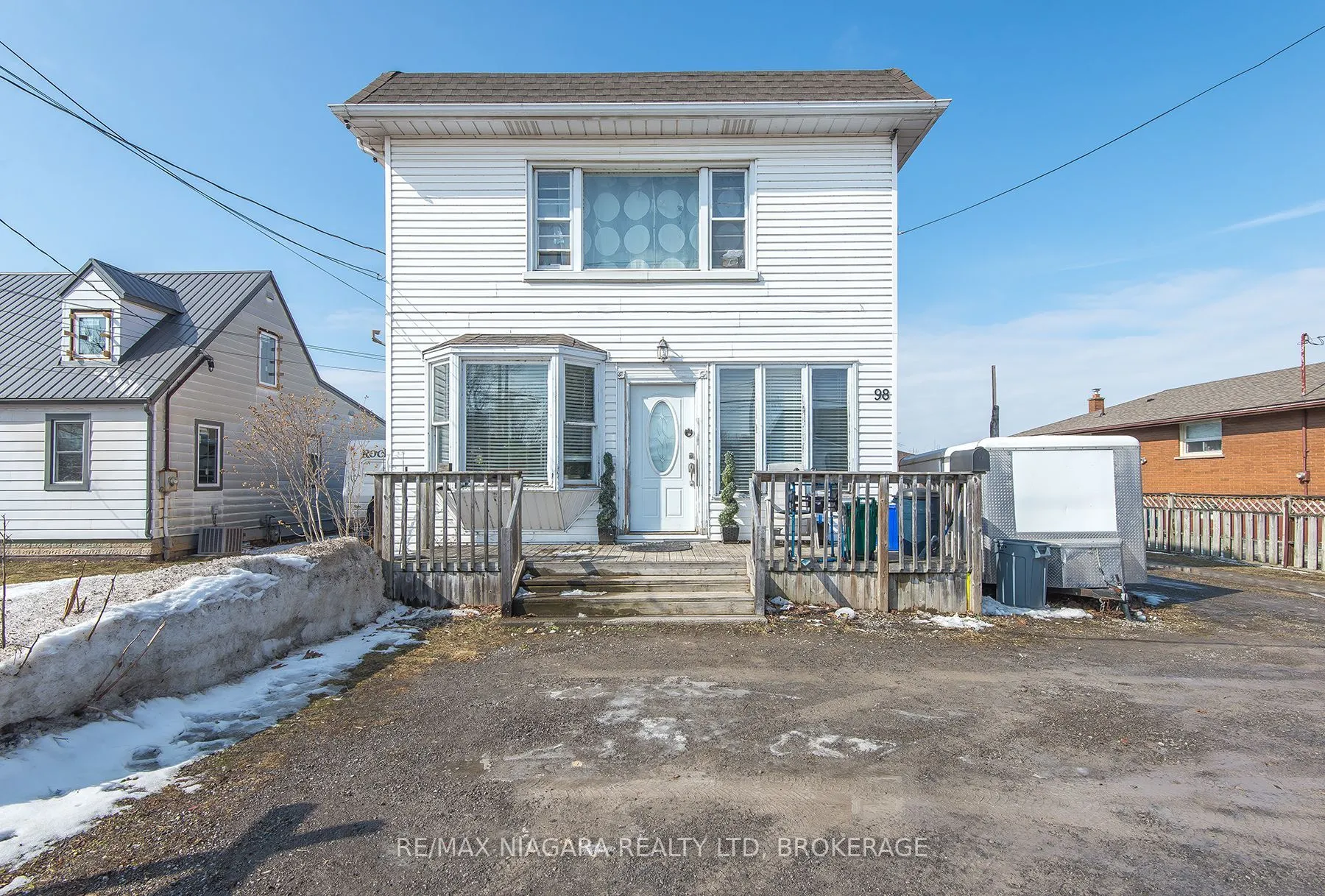 98 Chippawa Road