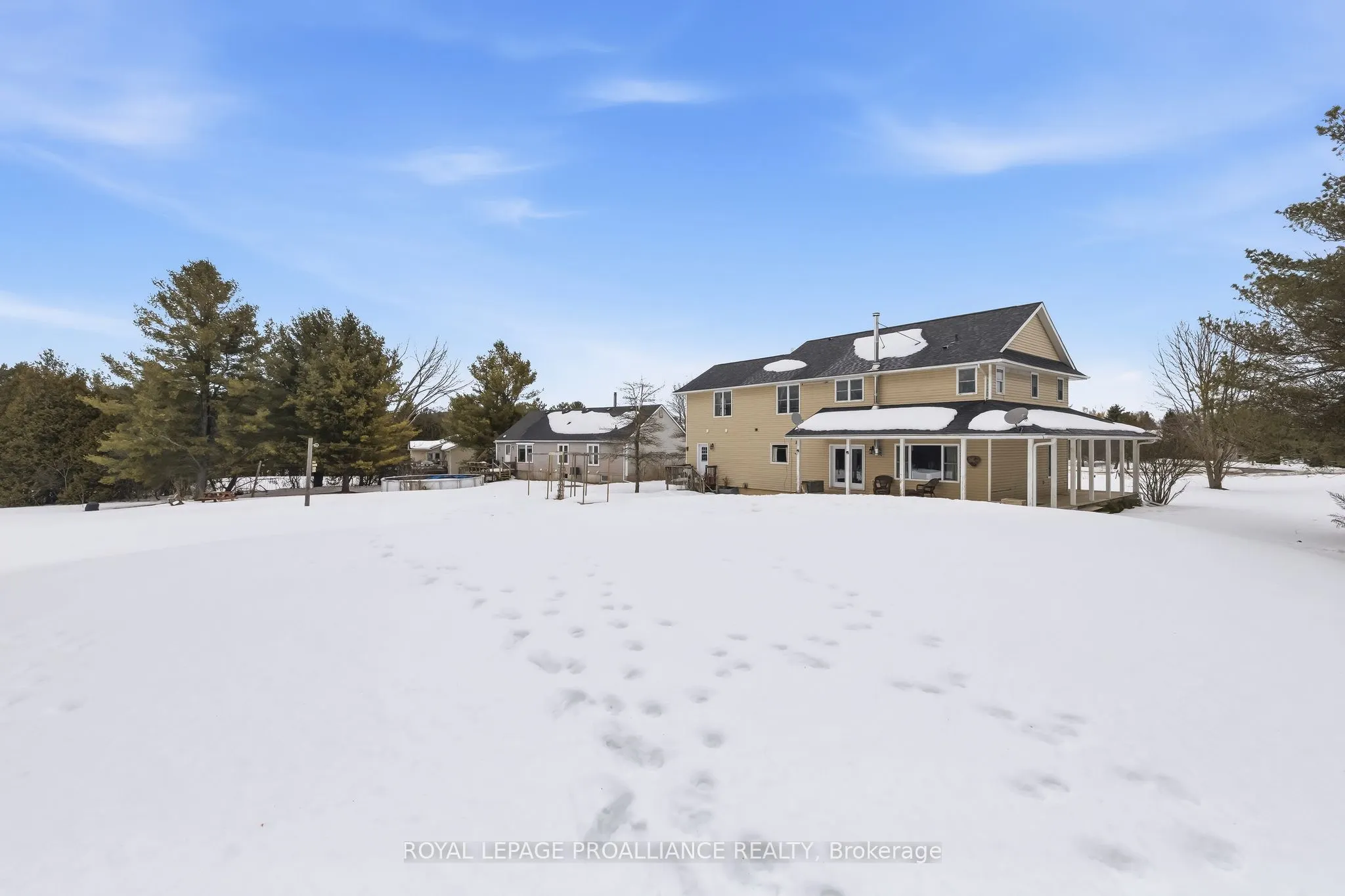 3937 Larose Crescent