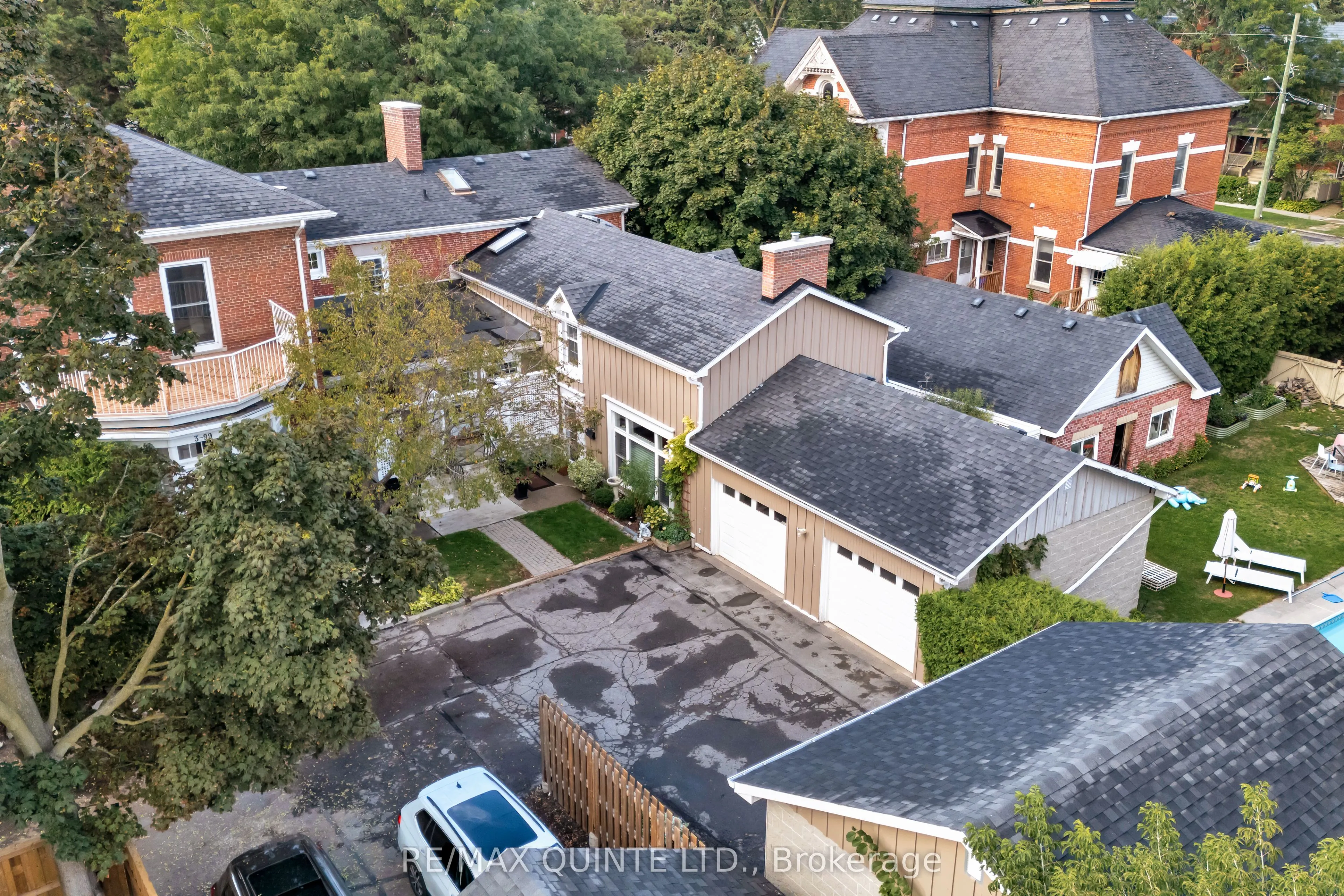 99 Bridge Street E #5