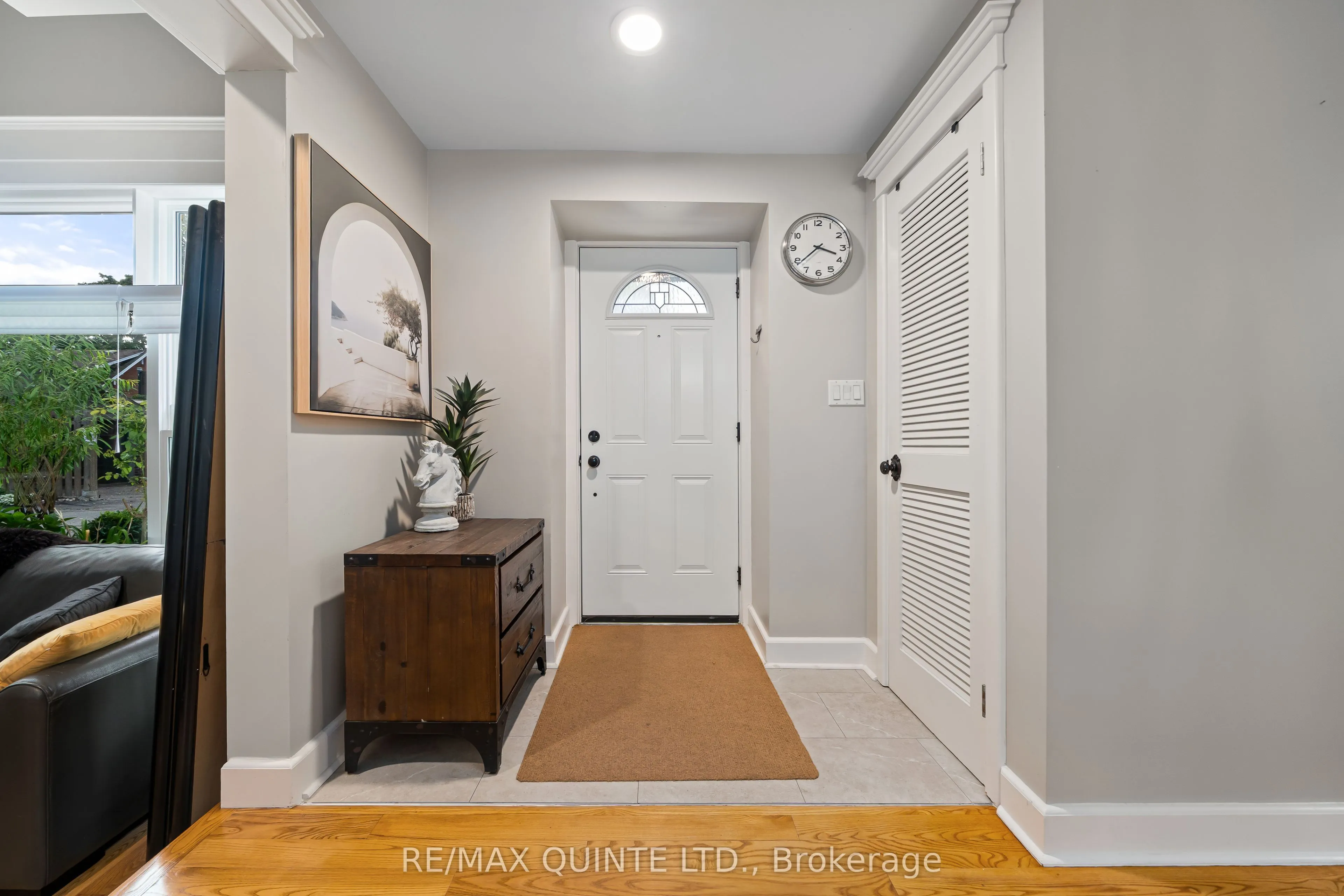 99 Bridge Street E #5
