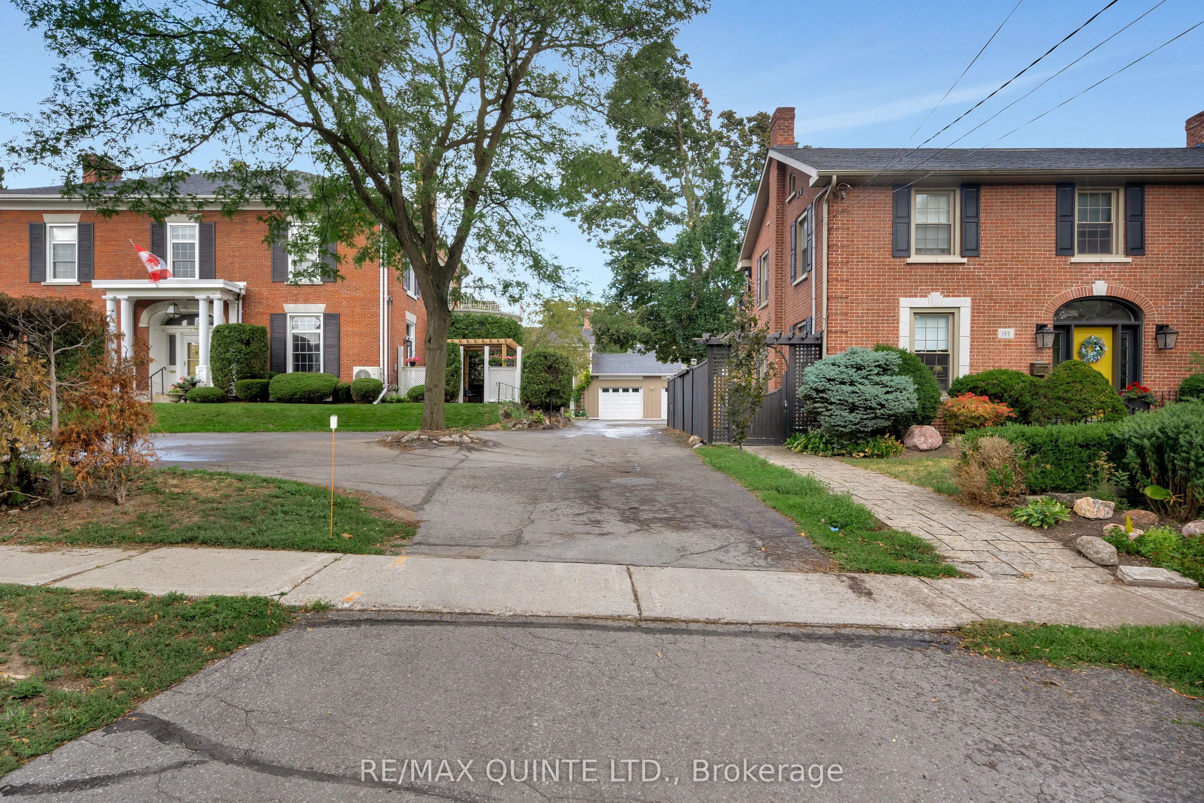 99 Bridge Street E #5